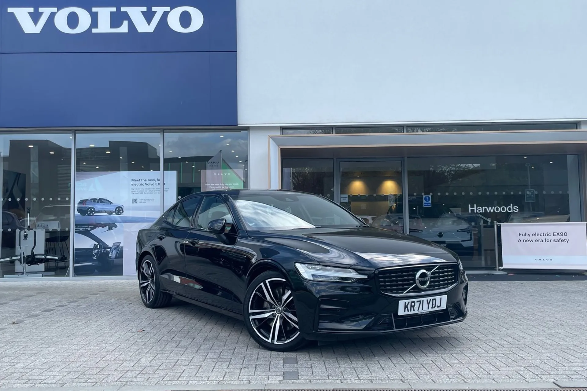 Volvo S60 focused image