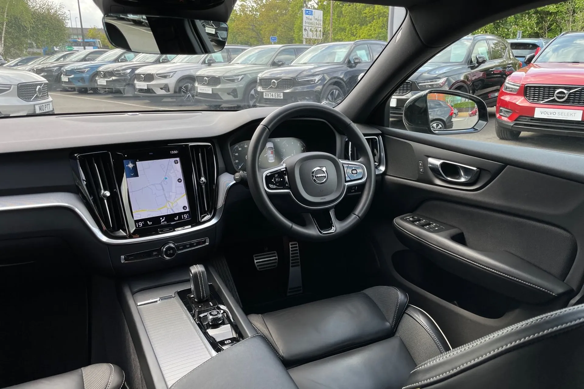 Volvo S60 thumbnail image number 32