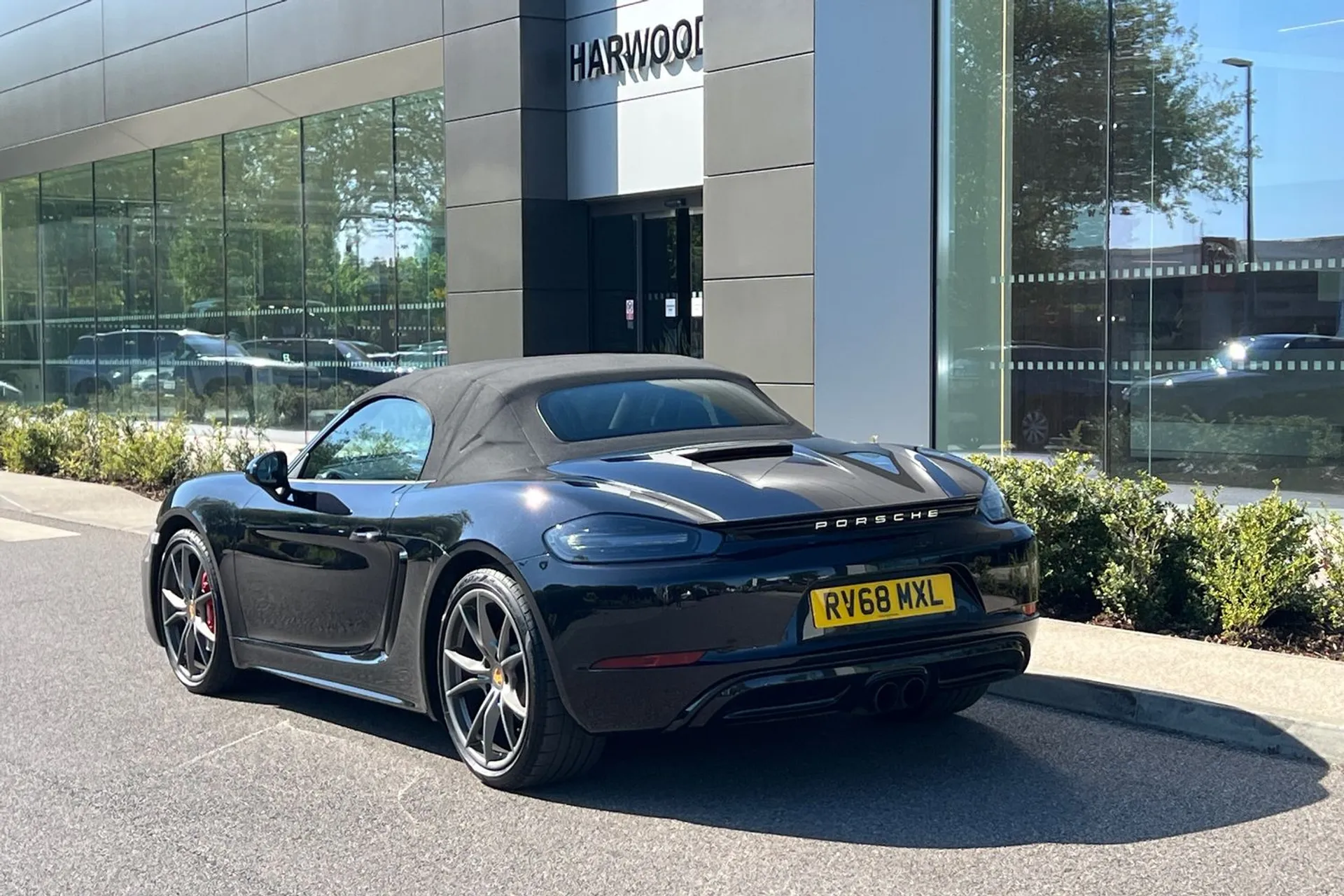 Porsche BOXSTER thumbnail image number 25
