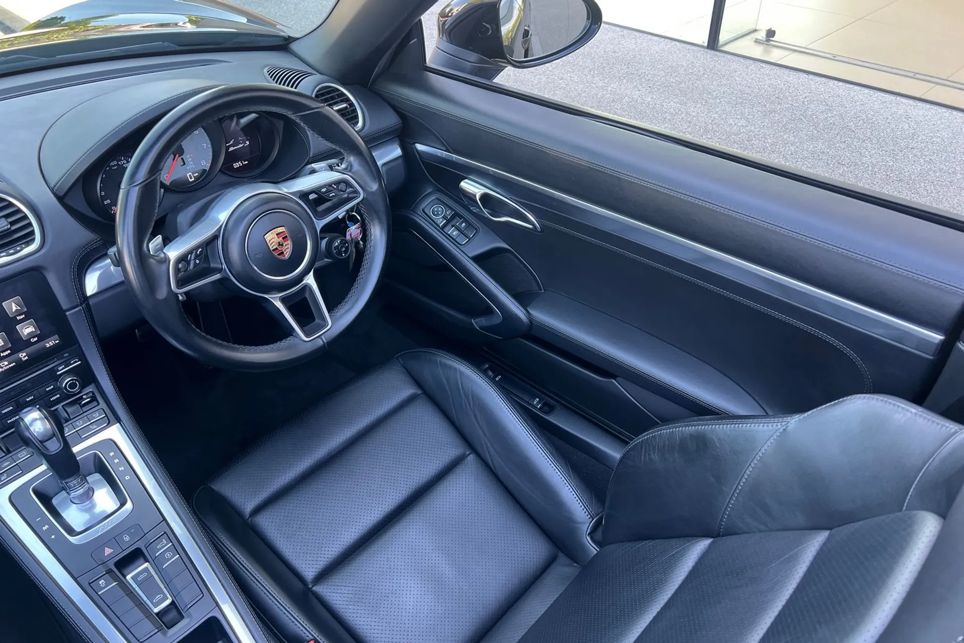 Porsche BOXSTER thumbnail image number 40