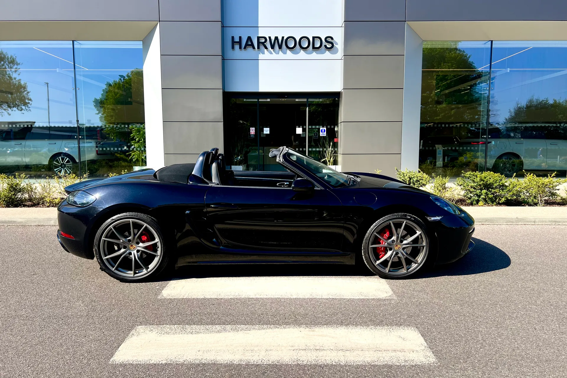 Porsche BOXSTER thumbnail image number 2