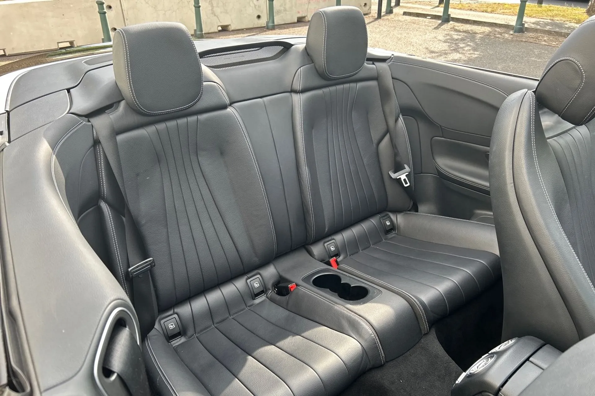 MERCEDES-BENZ E CLASS thumbnail image number 10