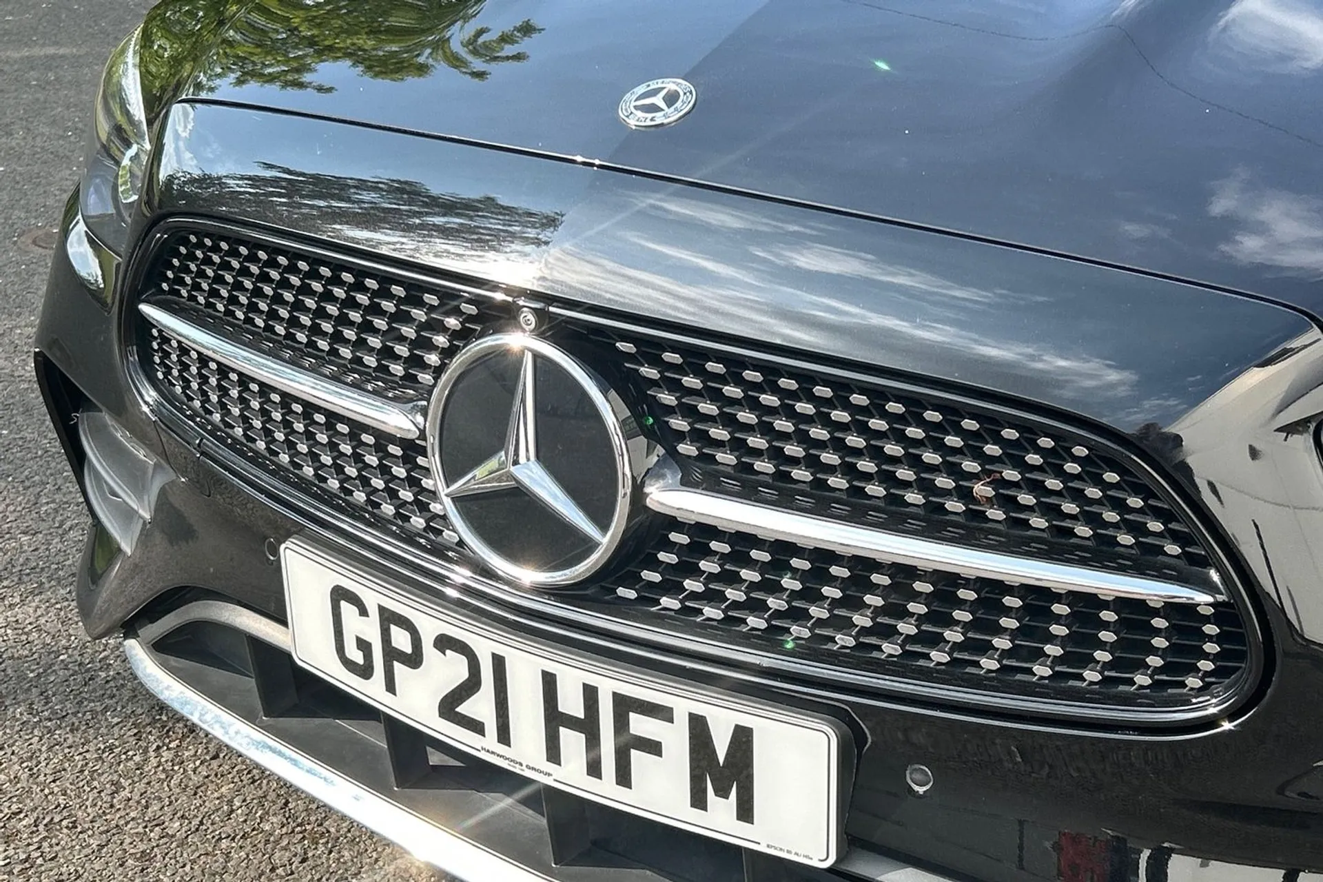 MERCEDES-BENZ E CLASS thumbnail image number 23