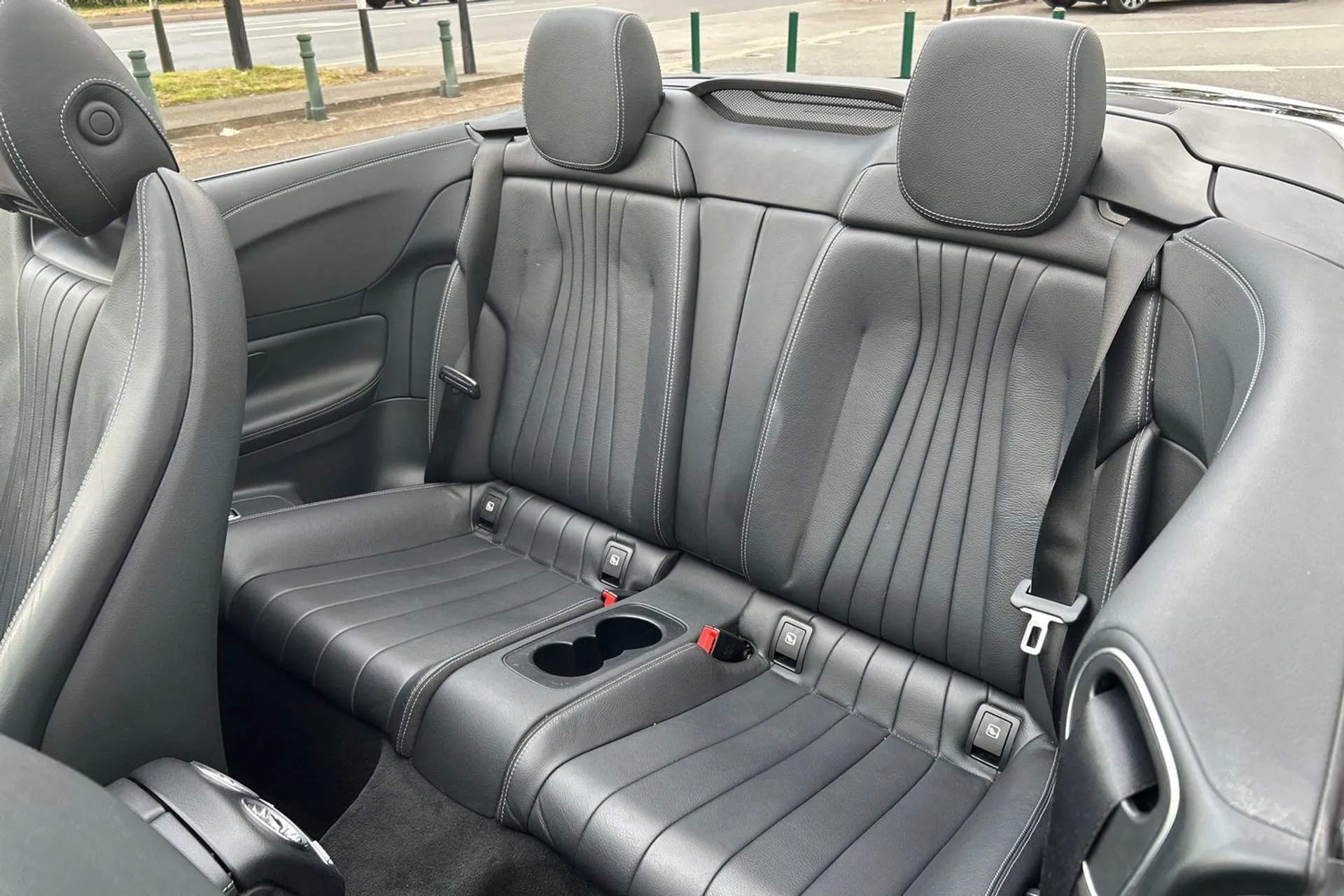 MERCEDES-BENZ E CLASS thumbnail image number 20