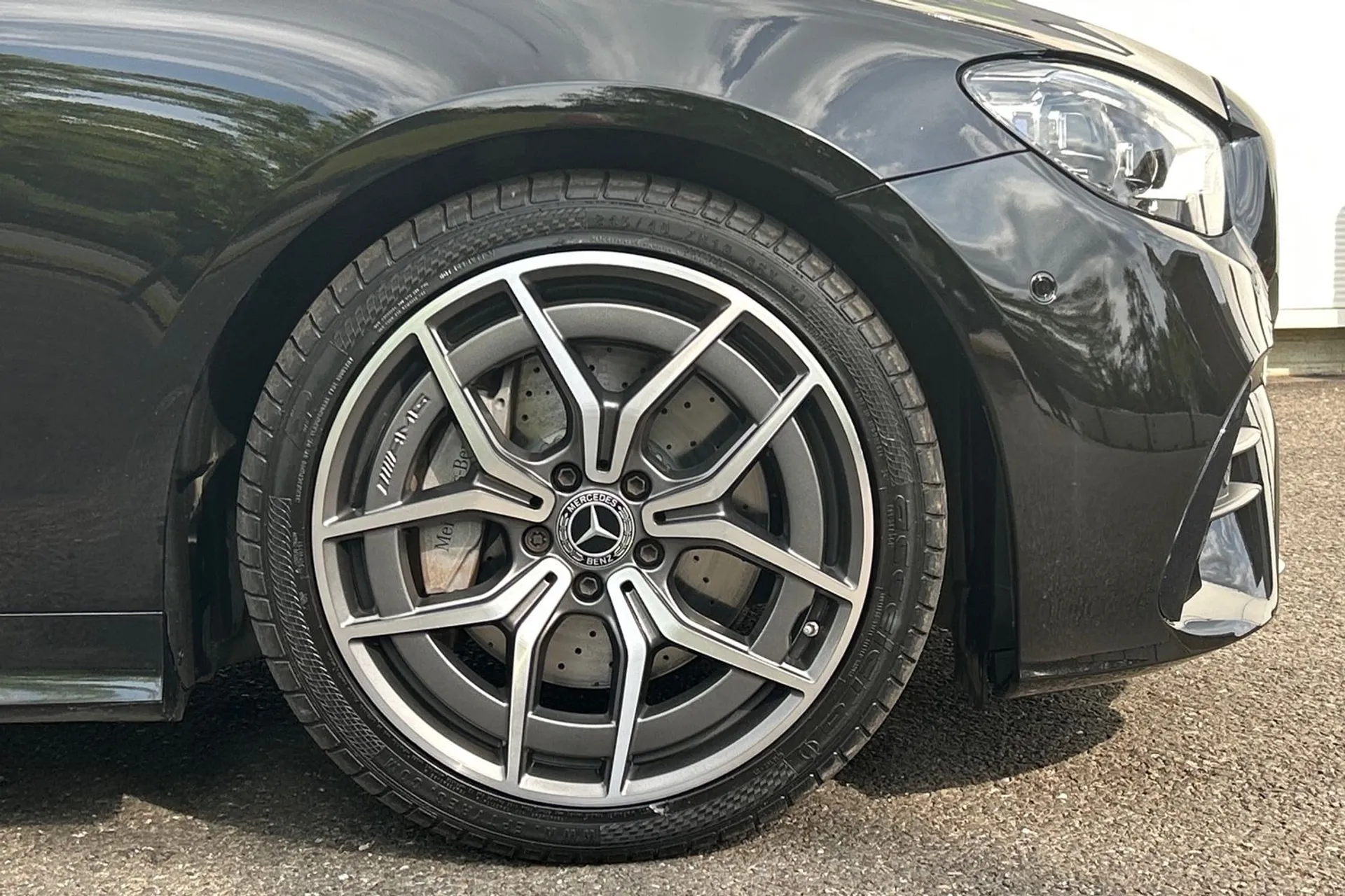 MERCEDES-BENZ E CLASS thumbnail image number 22