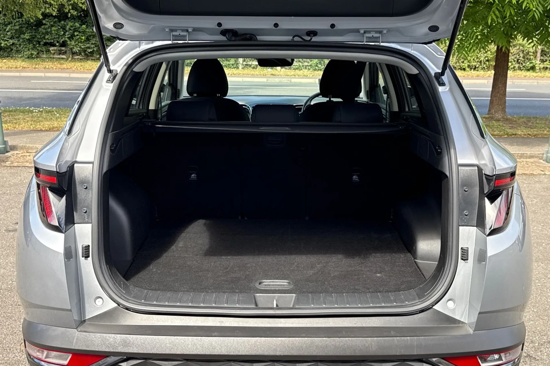HYUNDAI TUCSON thumbnail image number 25