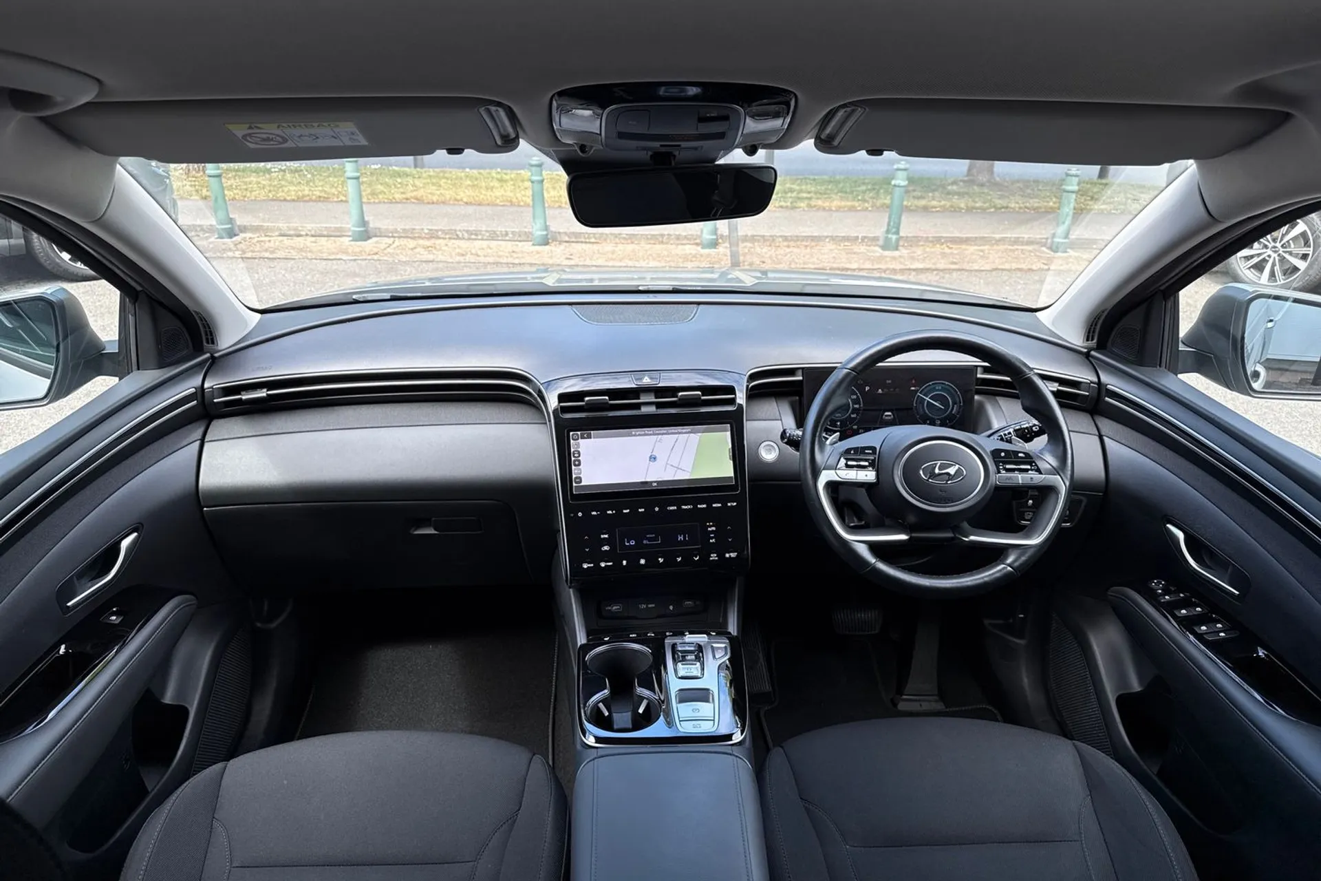 HYUNDAI TUCSON thumbnail image number 3