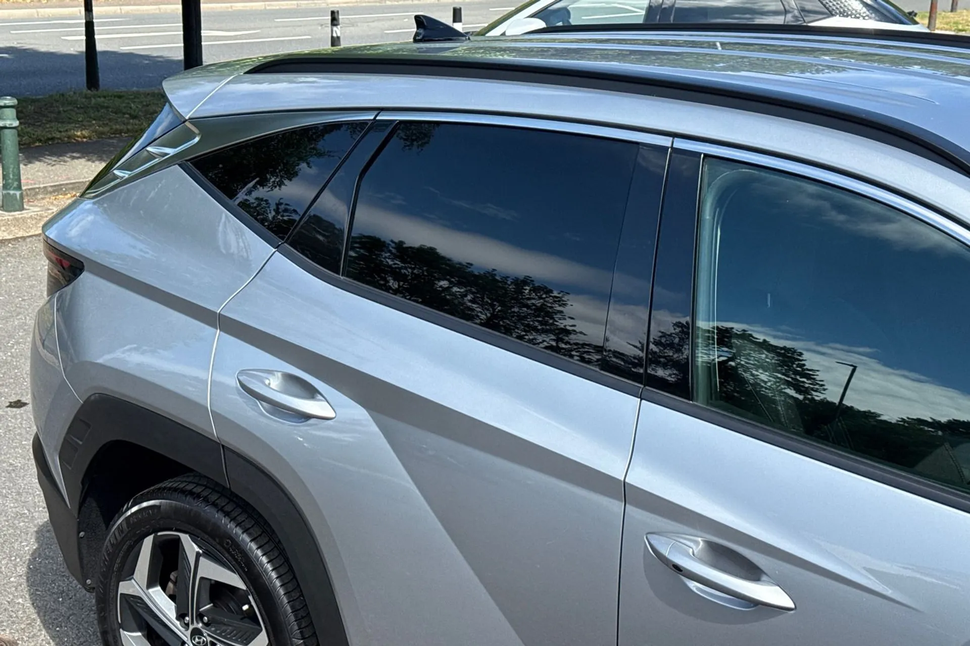 HYUNDAI TUCSON thumbnail image number 36