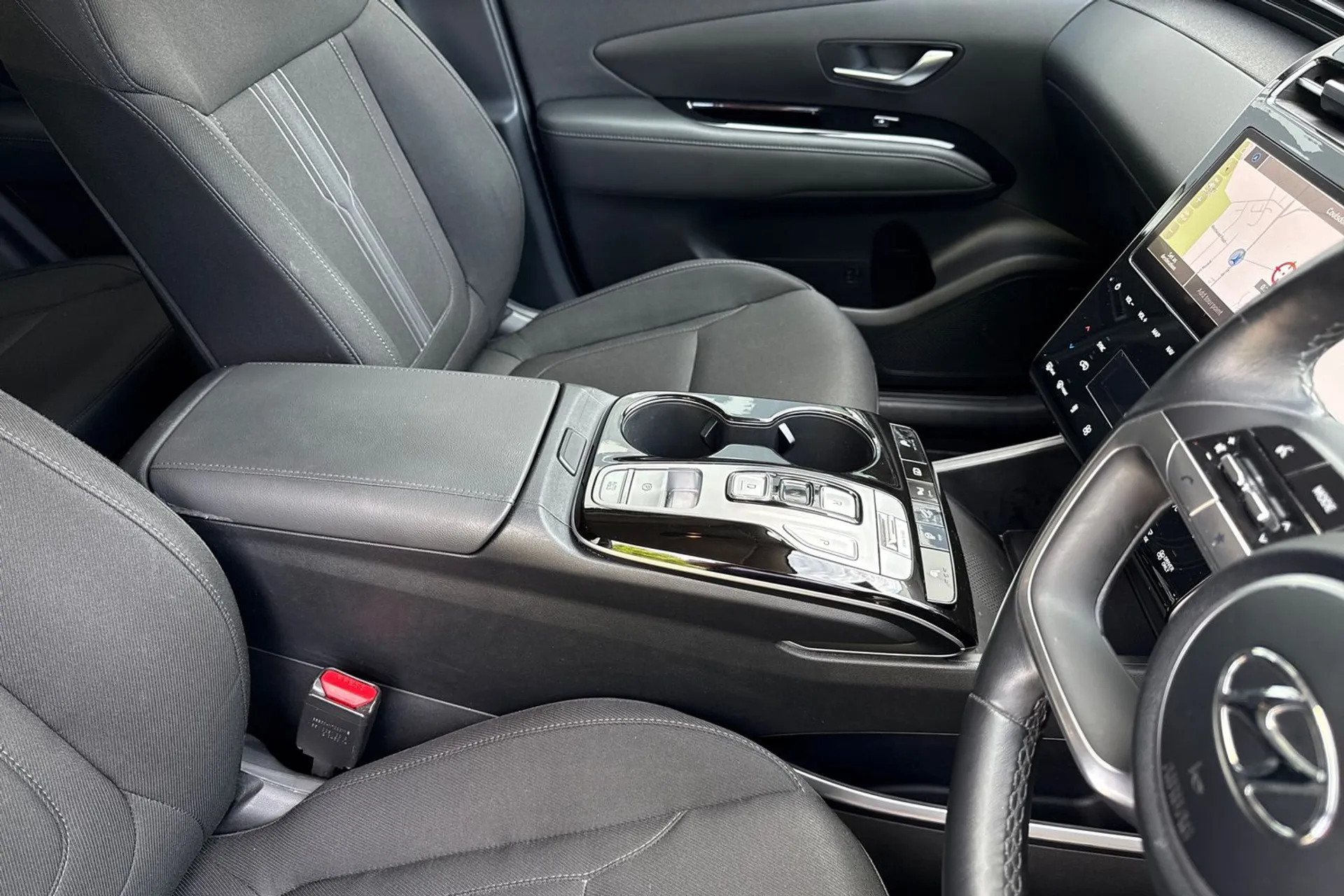 HYUNDAI TUCSON thumbnail image number 49