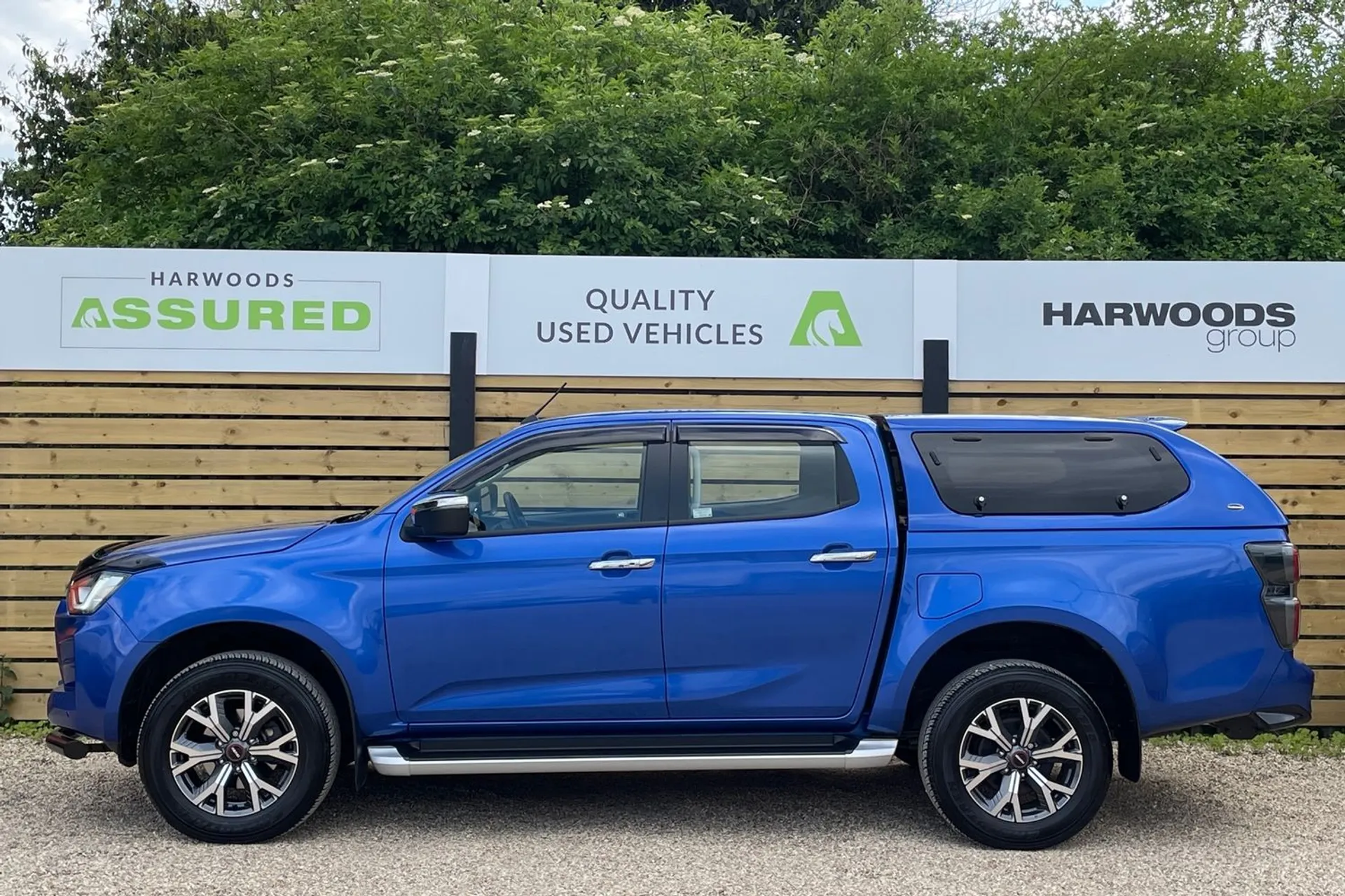 ISUZU D-MAX thumbnail image number 10
