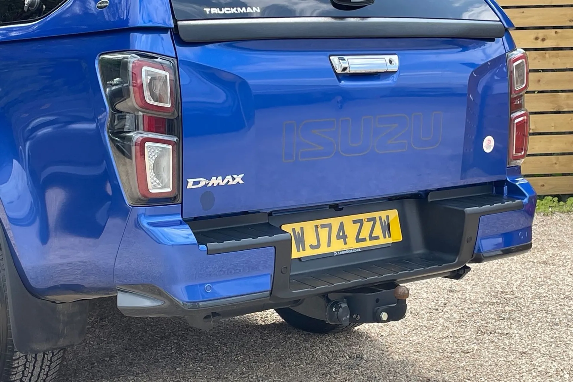 ISUZU D-MAX thumbnail image number 17
