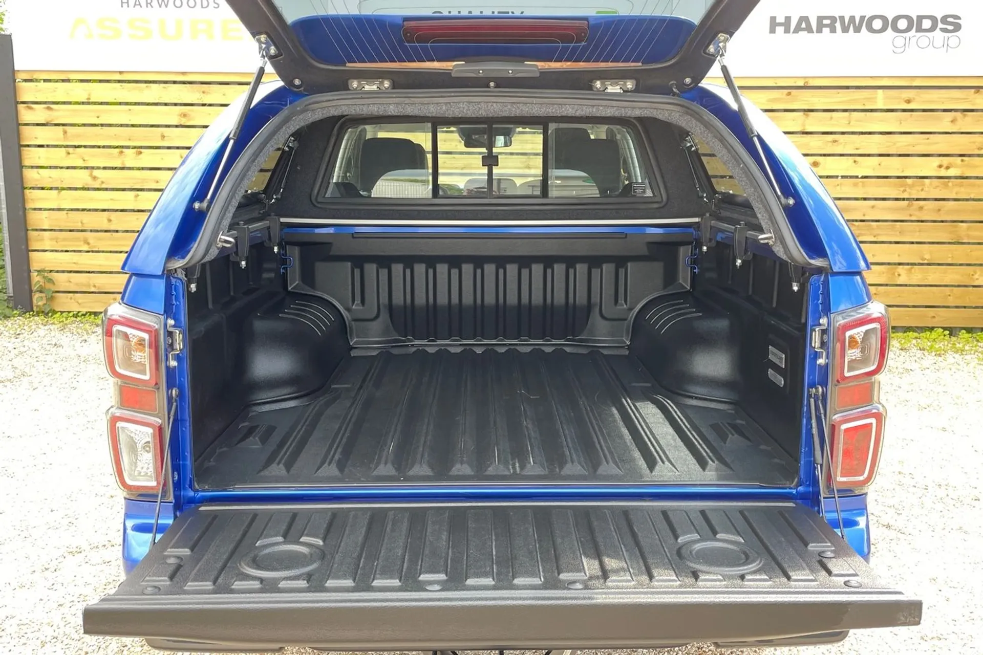ISUZU D-MAX thumbnail image number 19