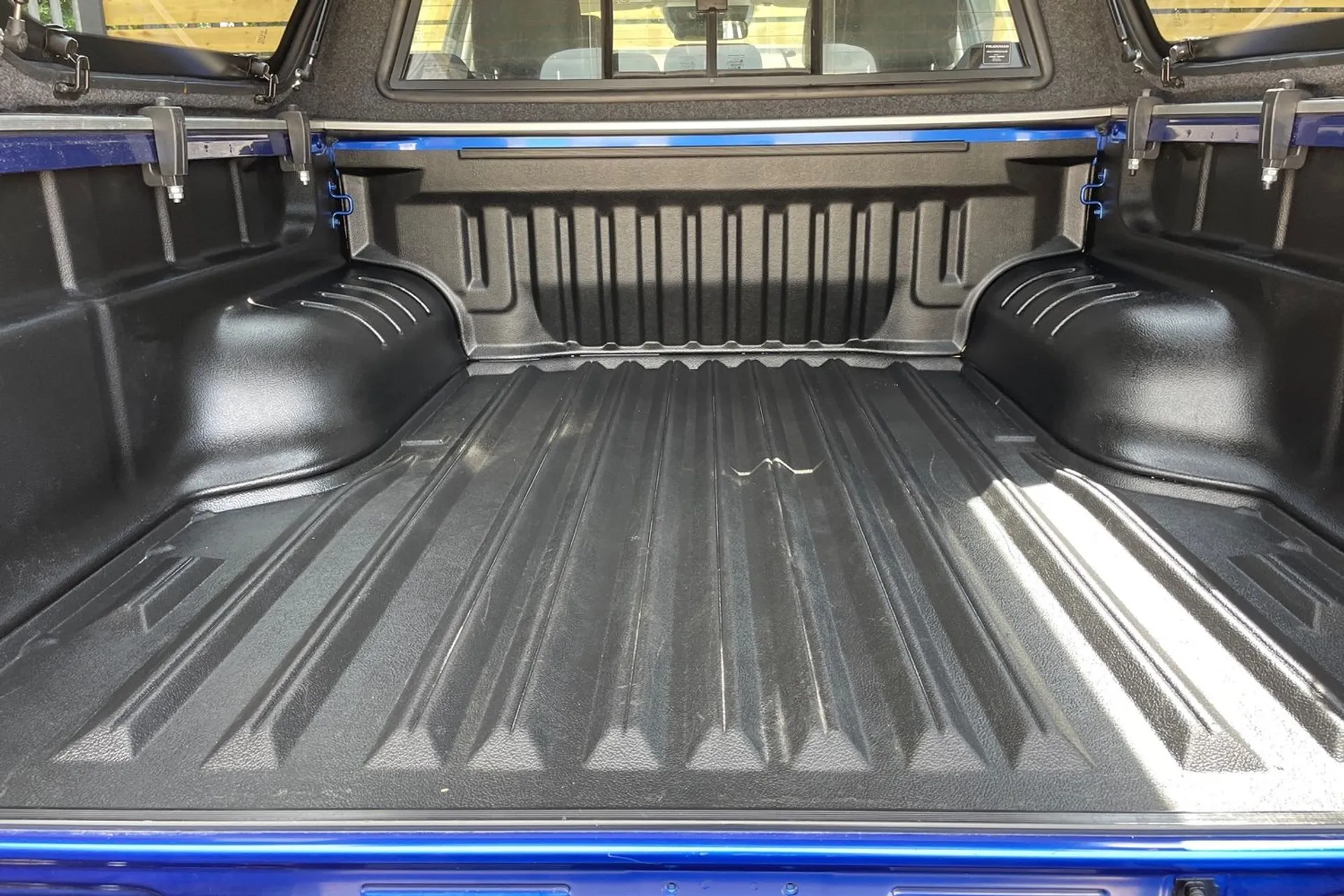 ISUZU D-MAX thumbnail image number 20