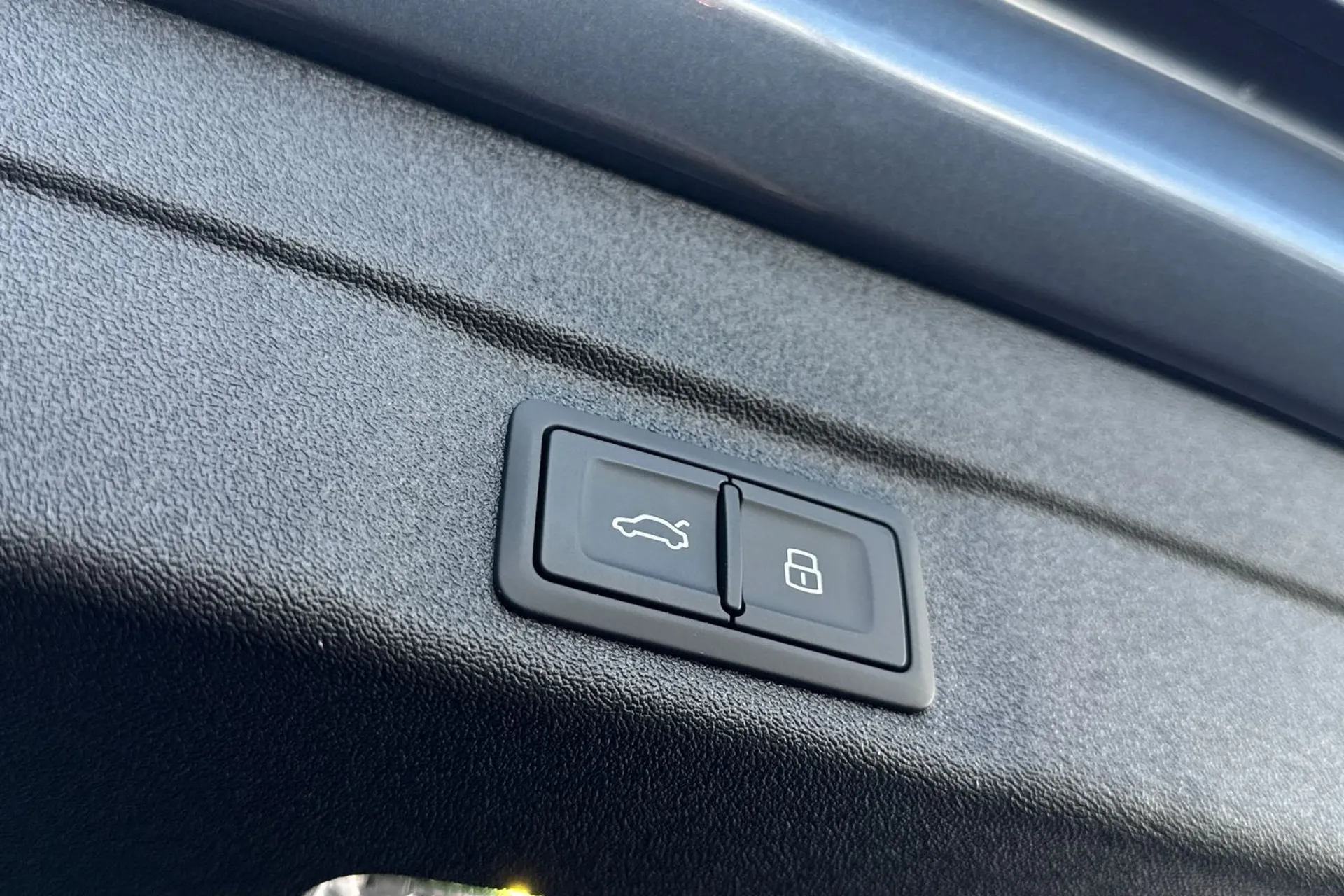 Audi A5 thumbnail image number 19