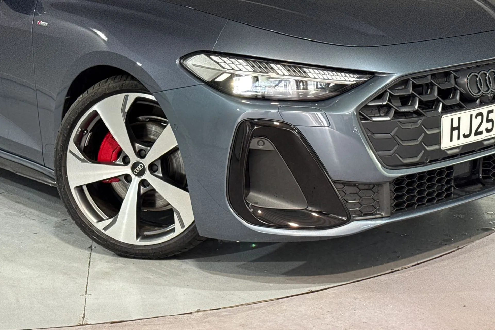 Audi A5 thumbnail image number 9