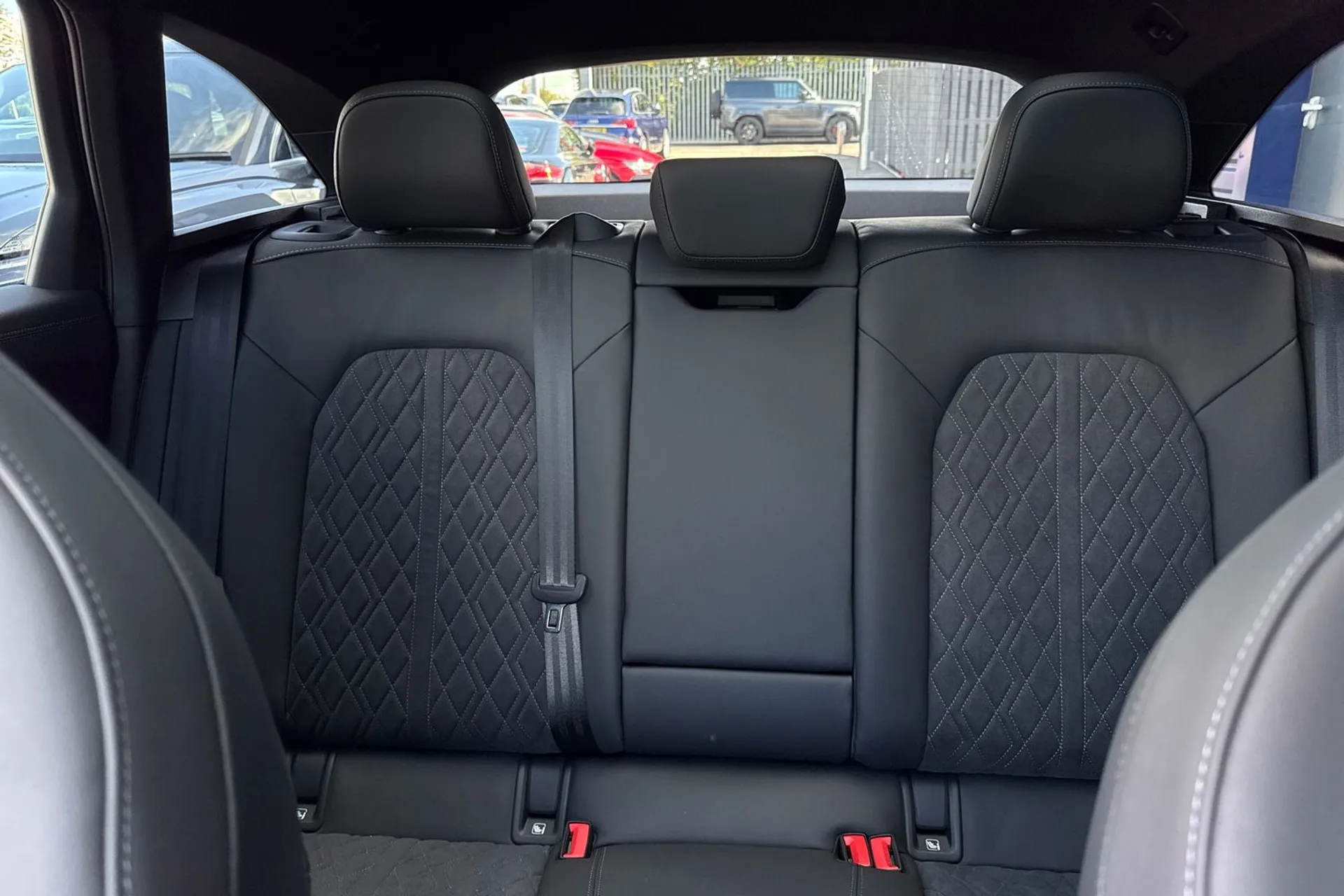 Audi A5 thumbnail image number 35