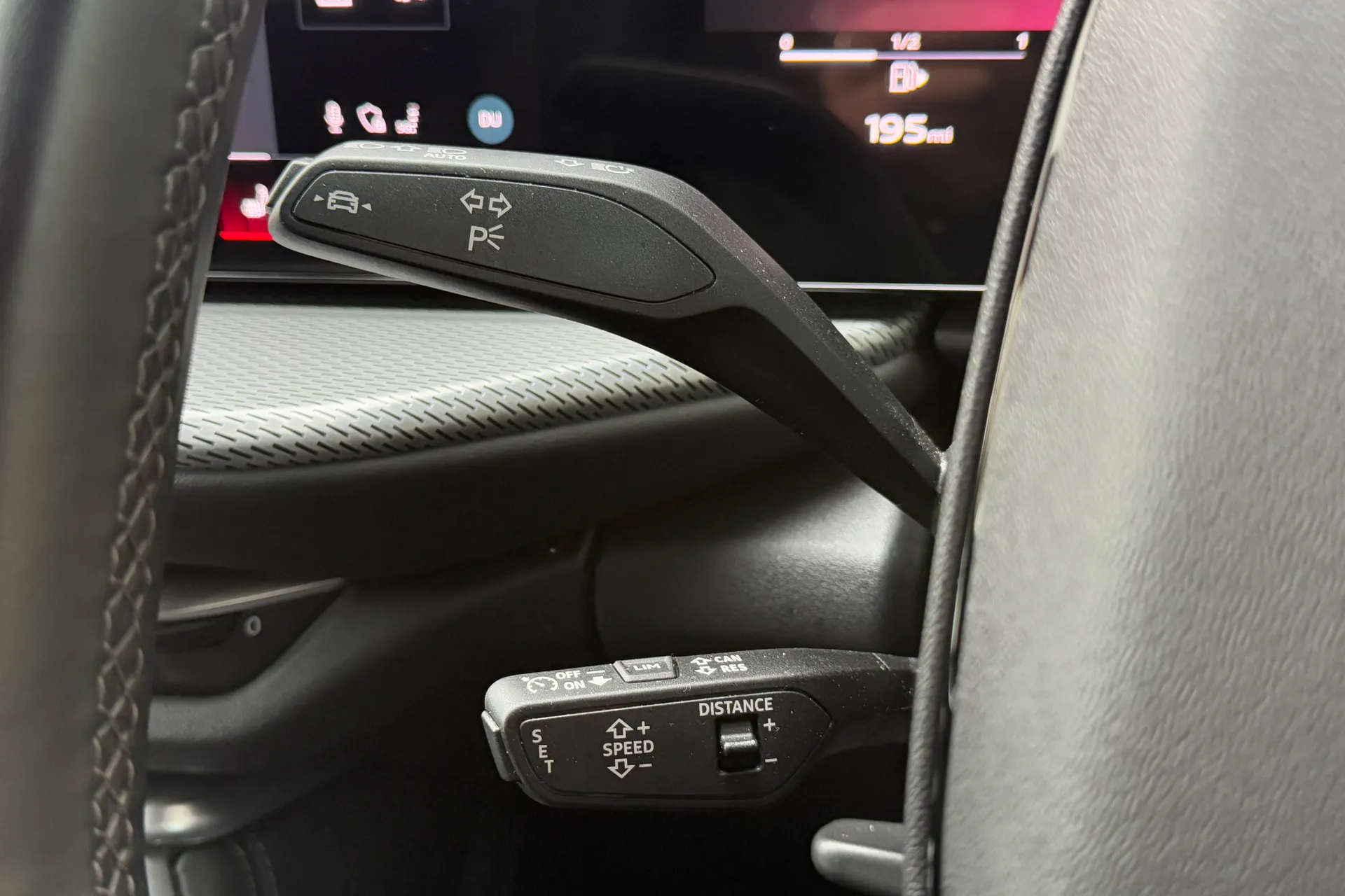 Audi Q5 thumbnail image number 13