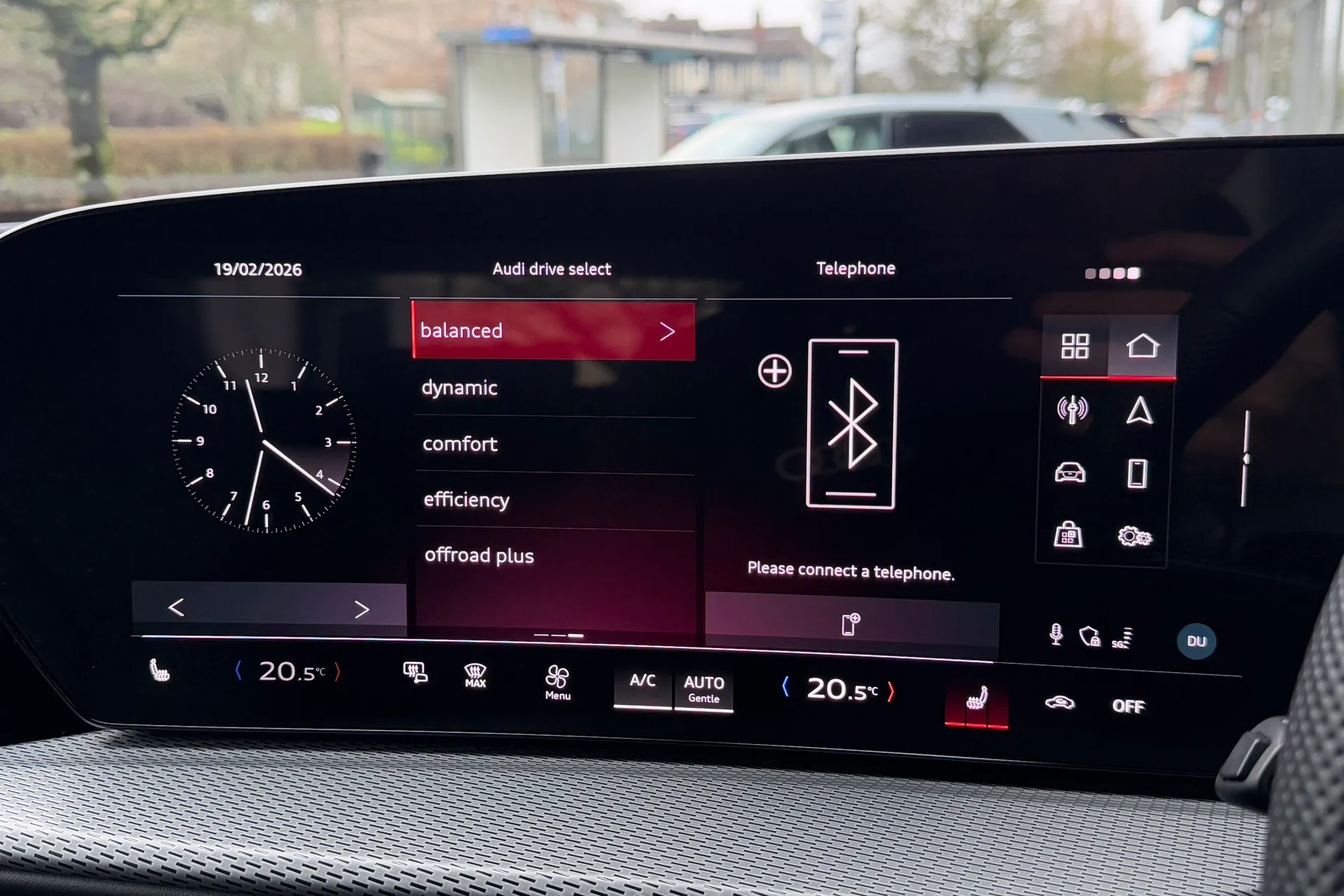 Audi Q5 thumbnail image number 17