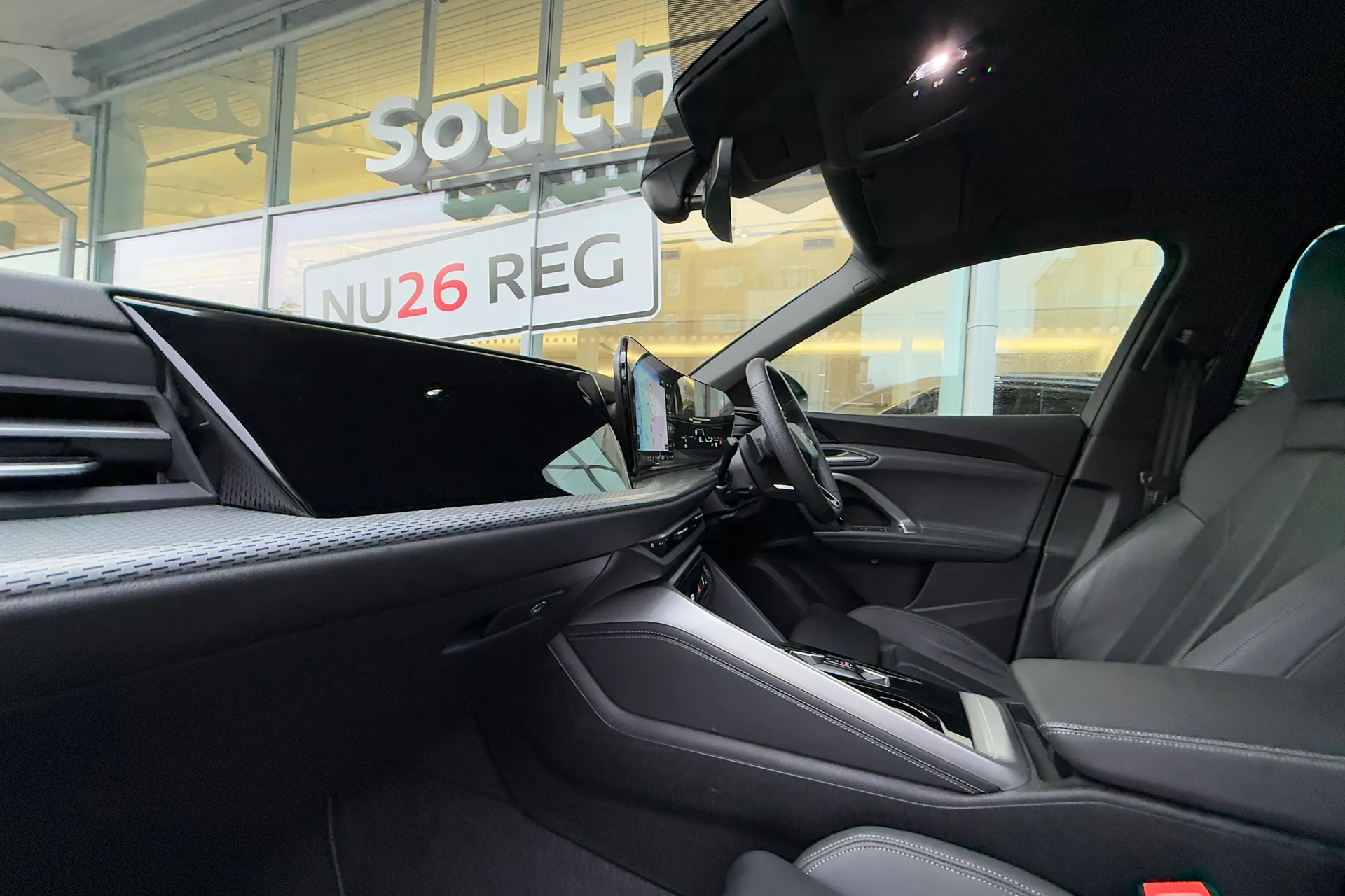 Audi Q5 thumbnail image number 6