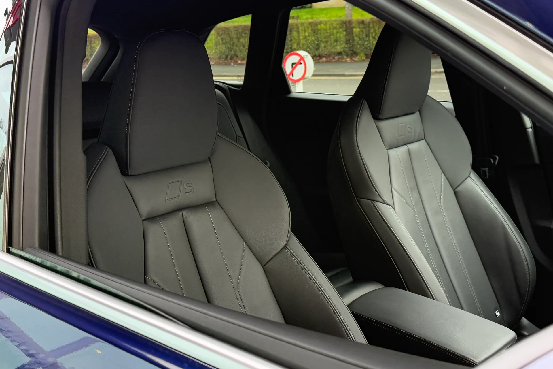 Audi Q5 thumbnail image number 28