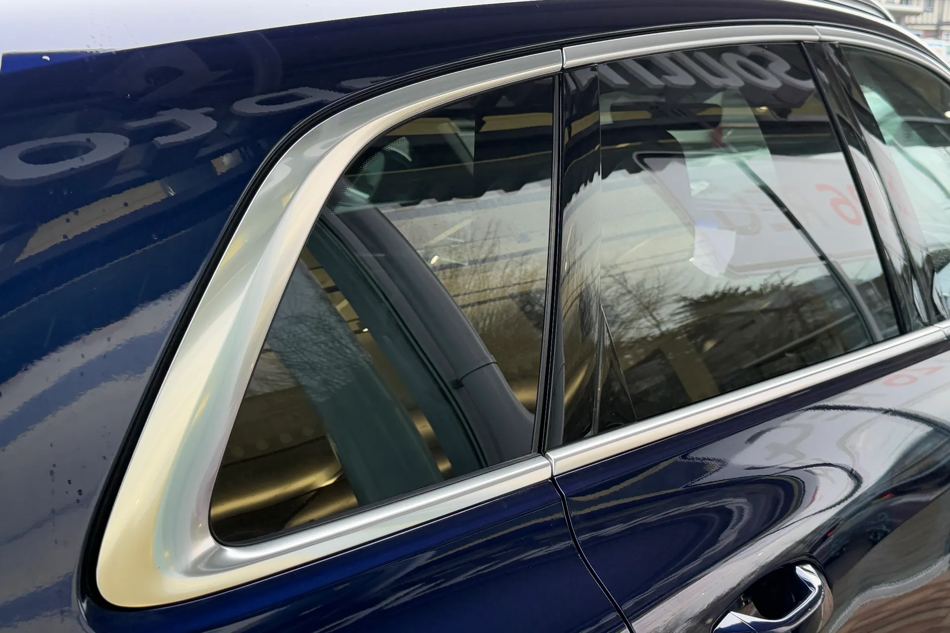 Audi Q5 thumbnail image number 29