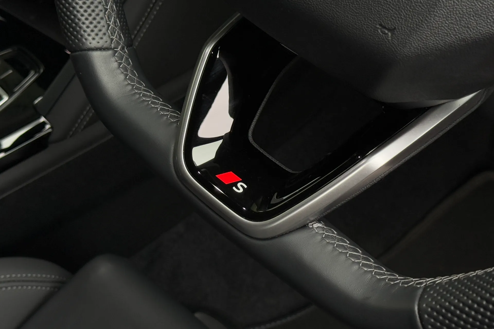 Audi Q5 thumbnail image number 53