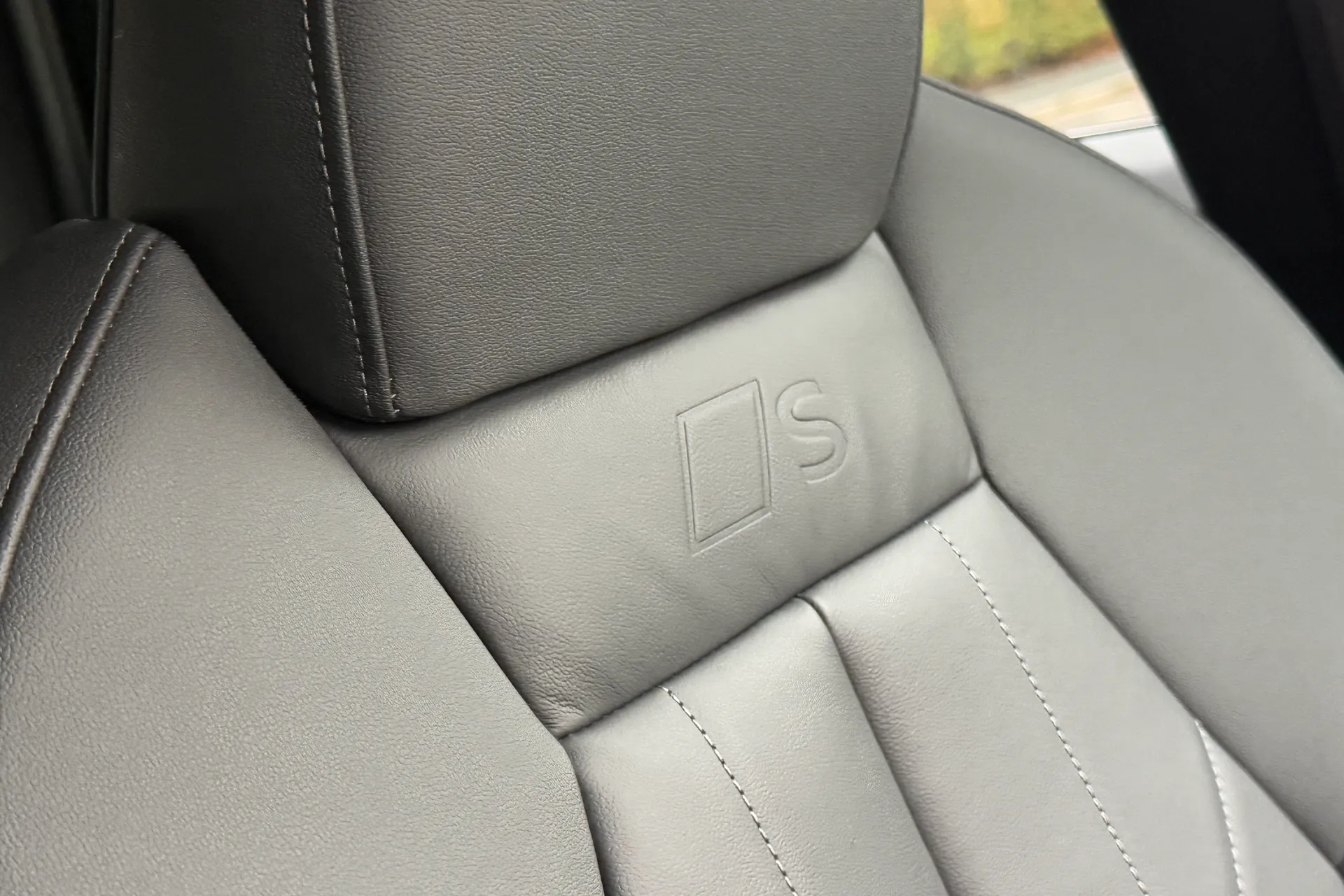 Audi Q5 thumbnail image number 24