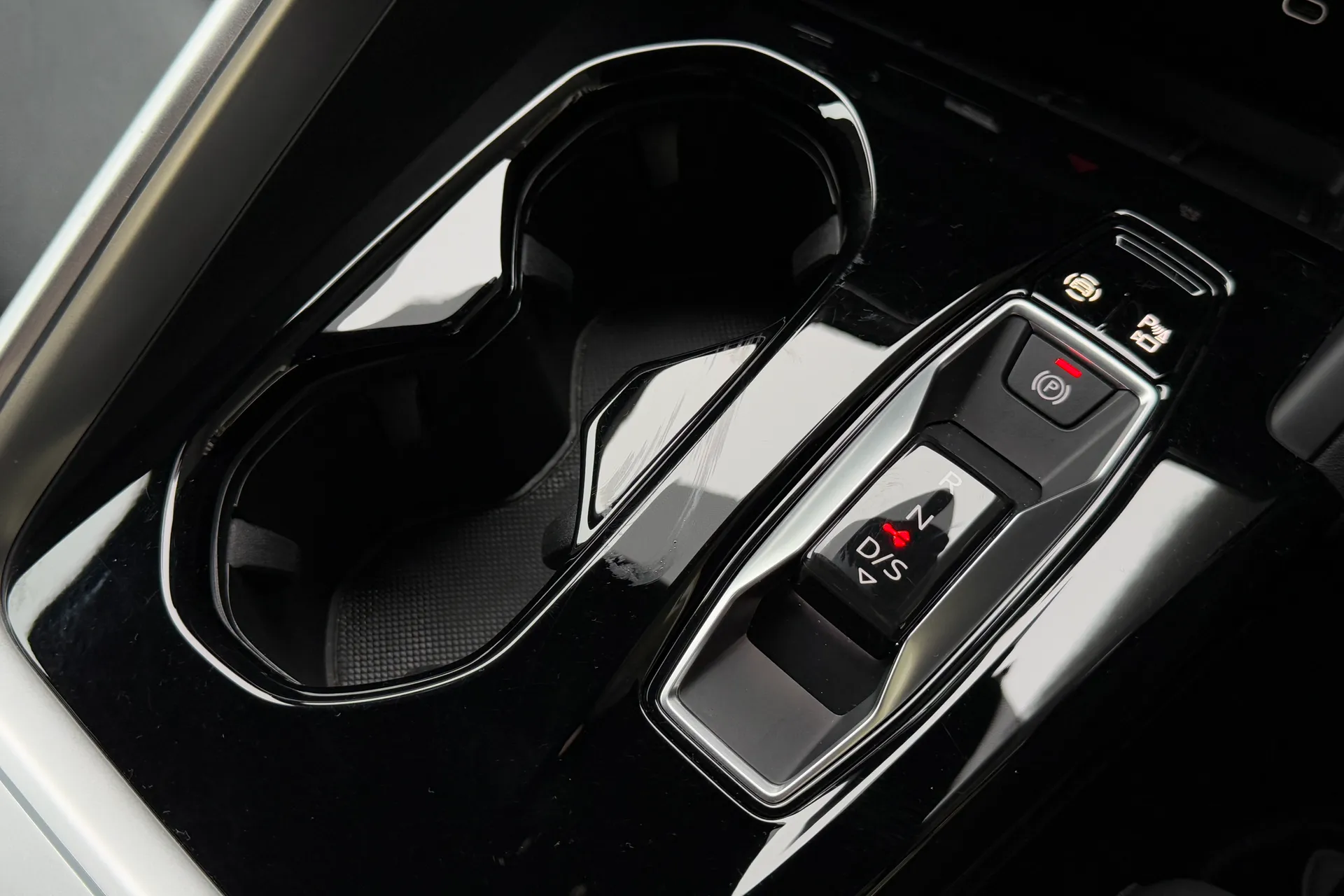 Audi Q5 thumbnail image number 20