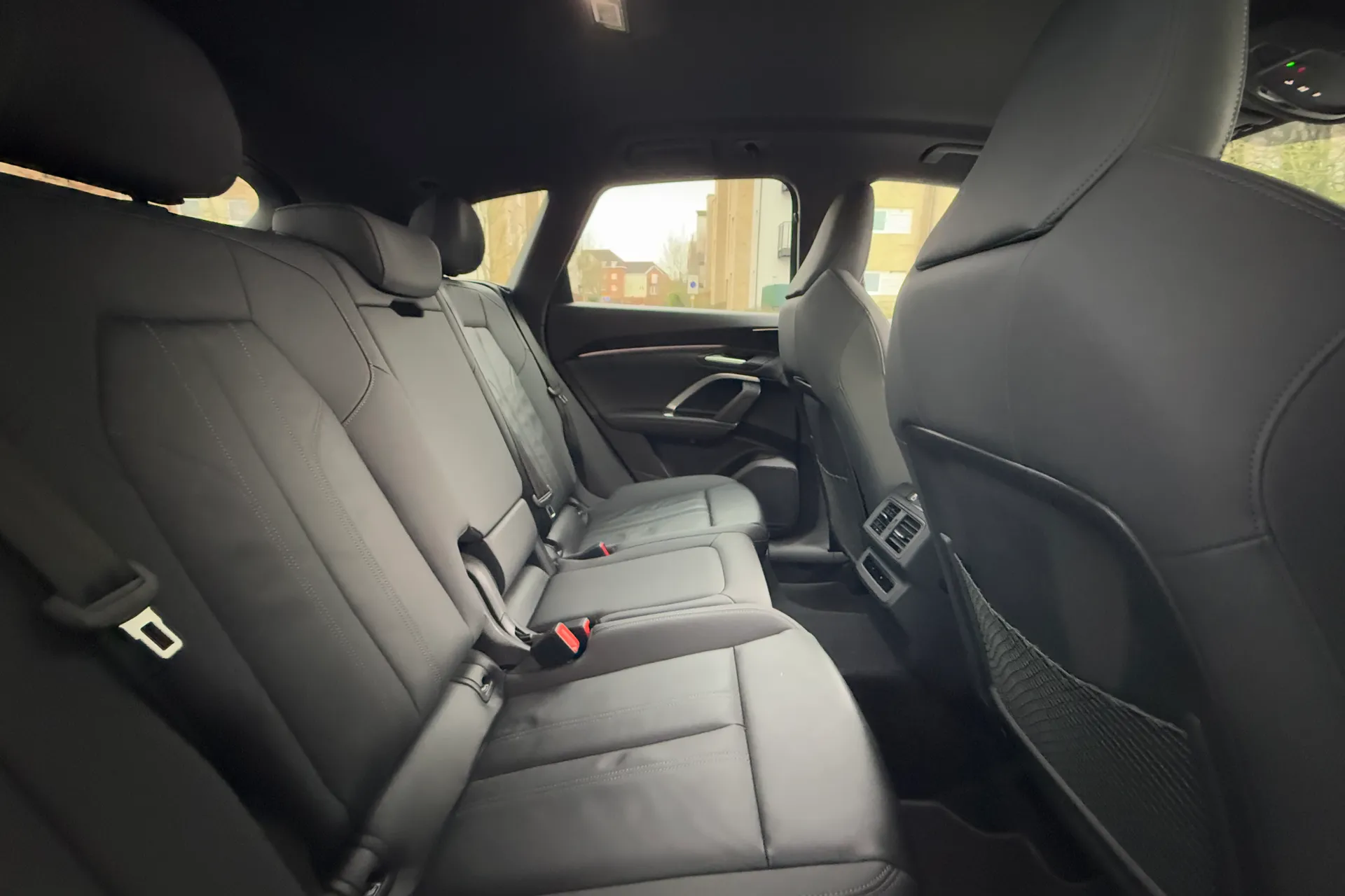 Audi Q5 thumbnail image number 30