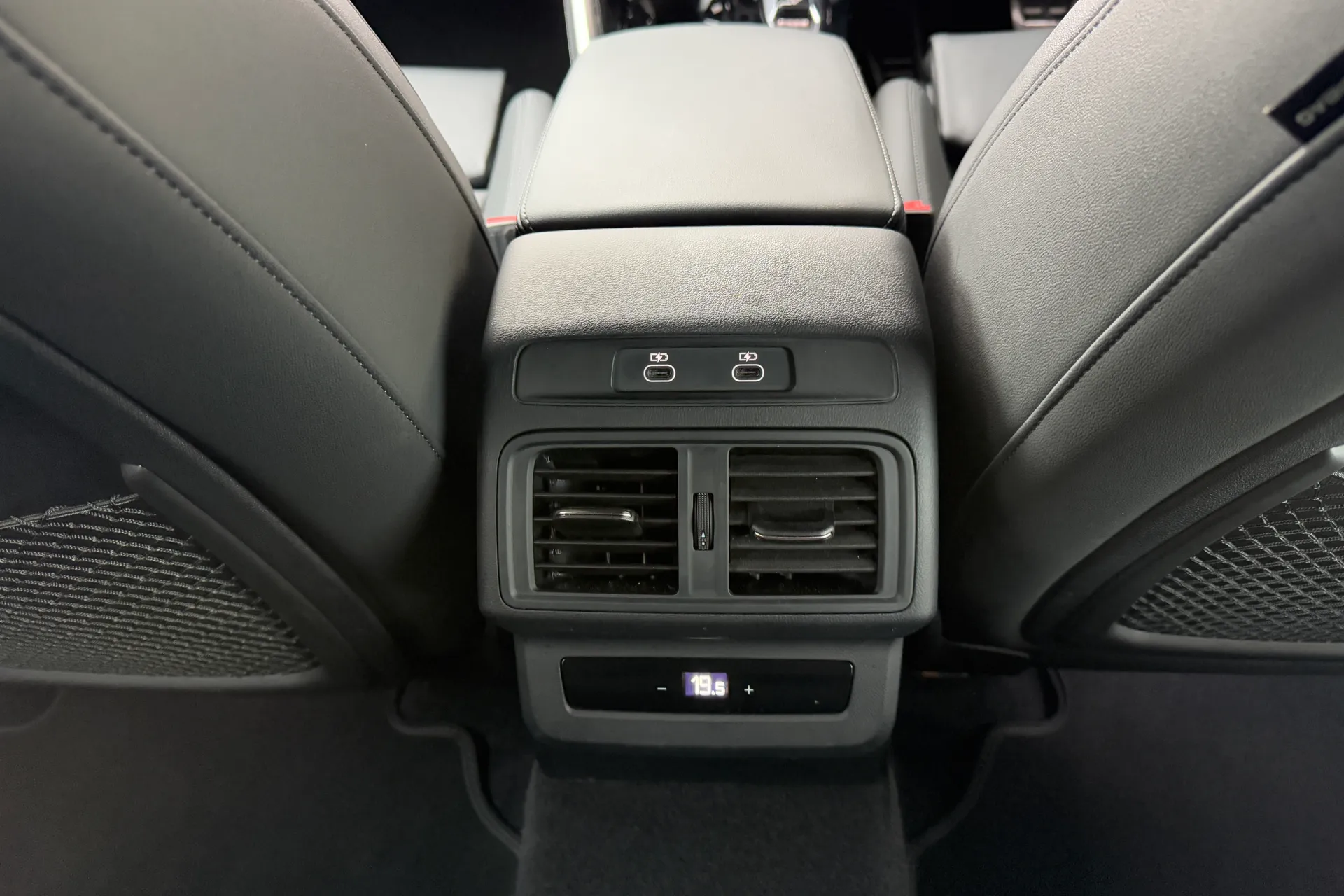 Audi Q5 thumbnail image number 32