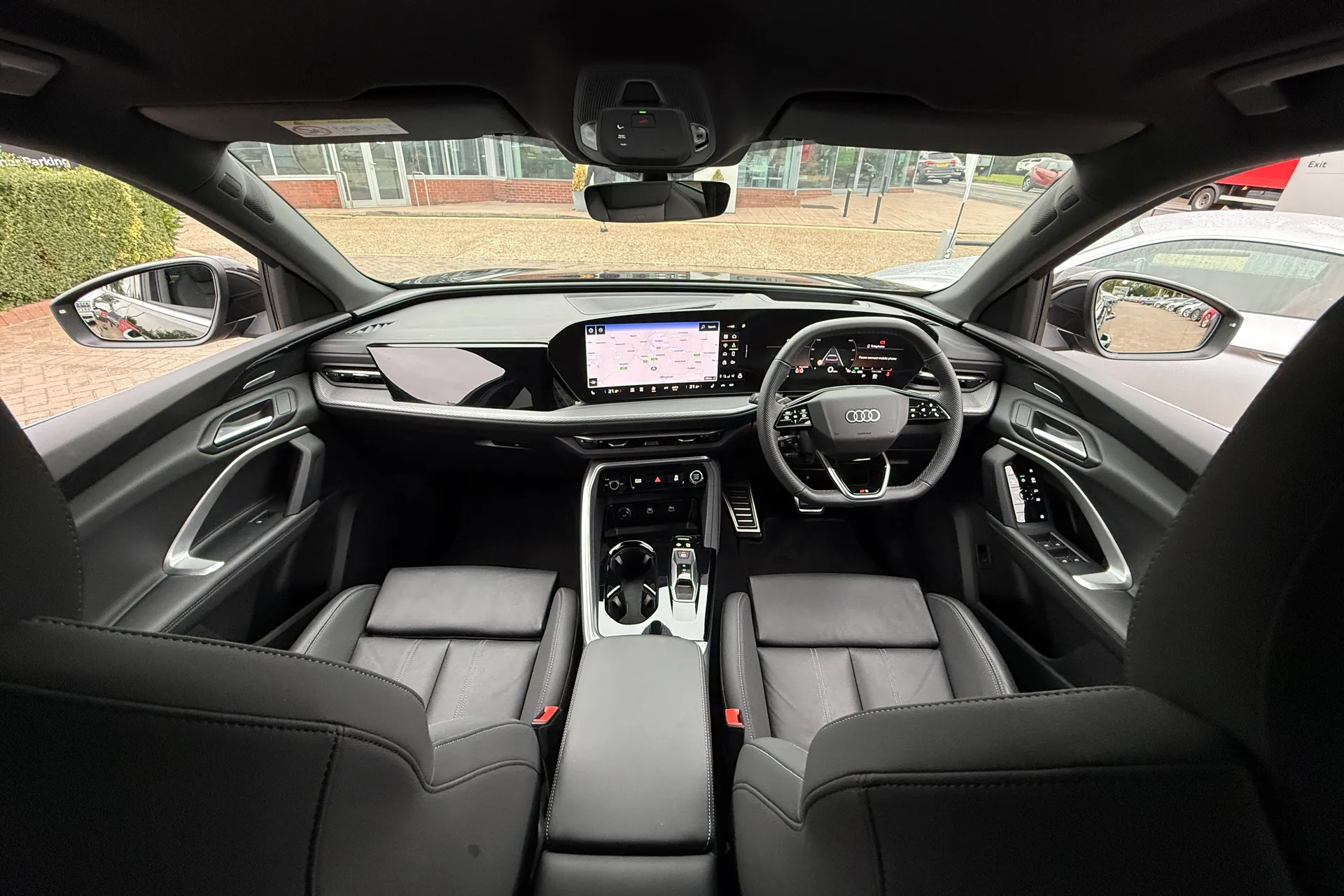 Audi Q5 thumbnail image number 3