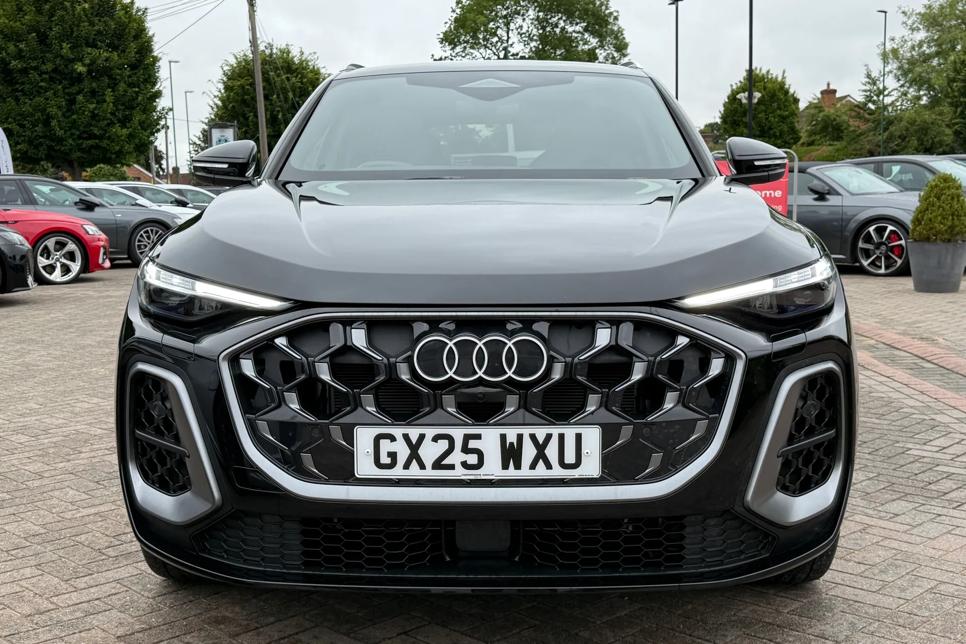 Audi Q5 thumbnail image number 23