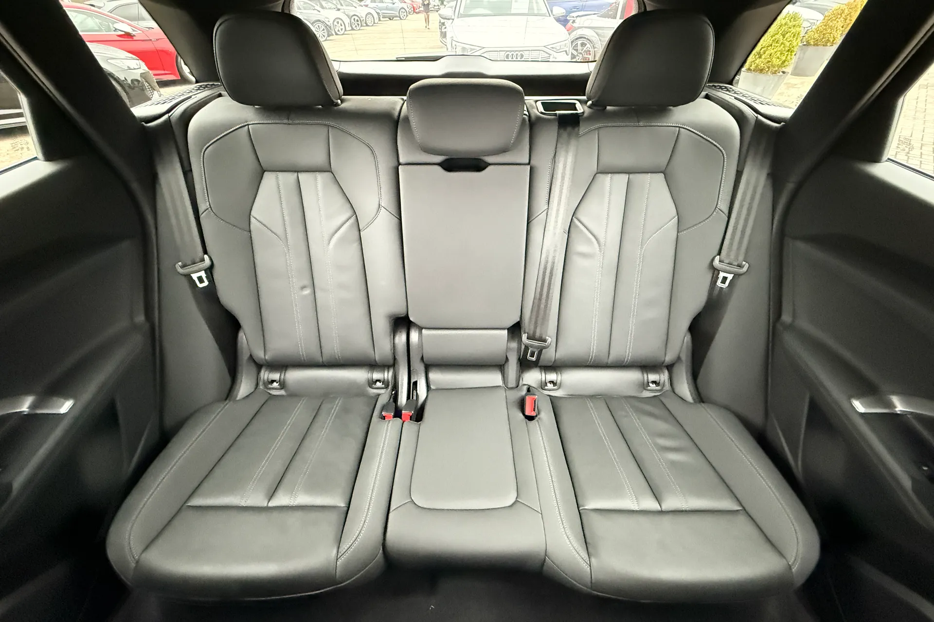 Audi Q5 thumbnail image number 8