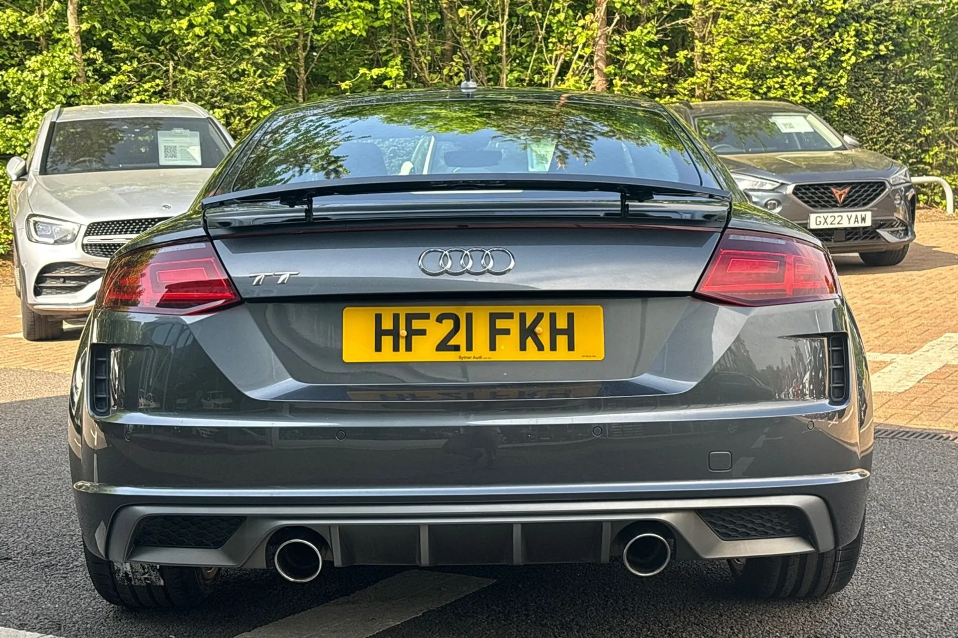 Audi TT thumbnail image number 7