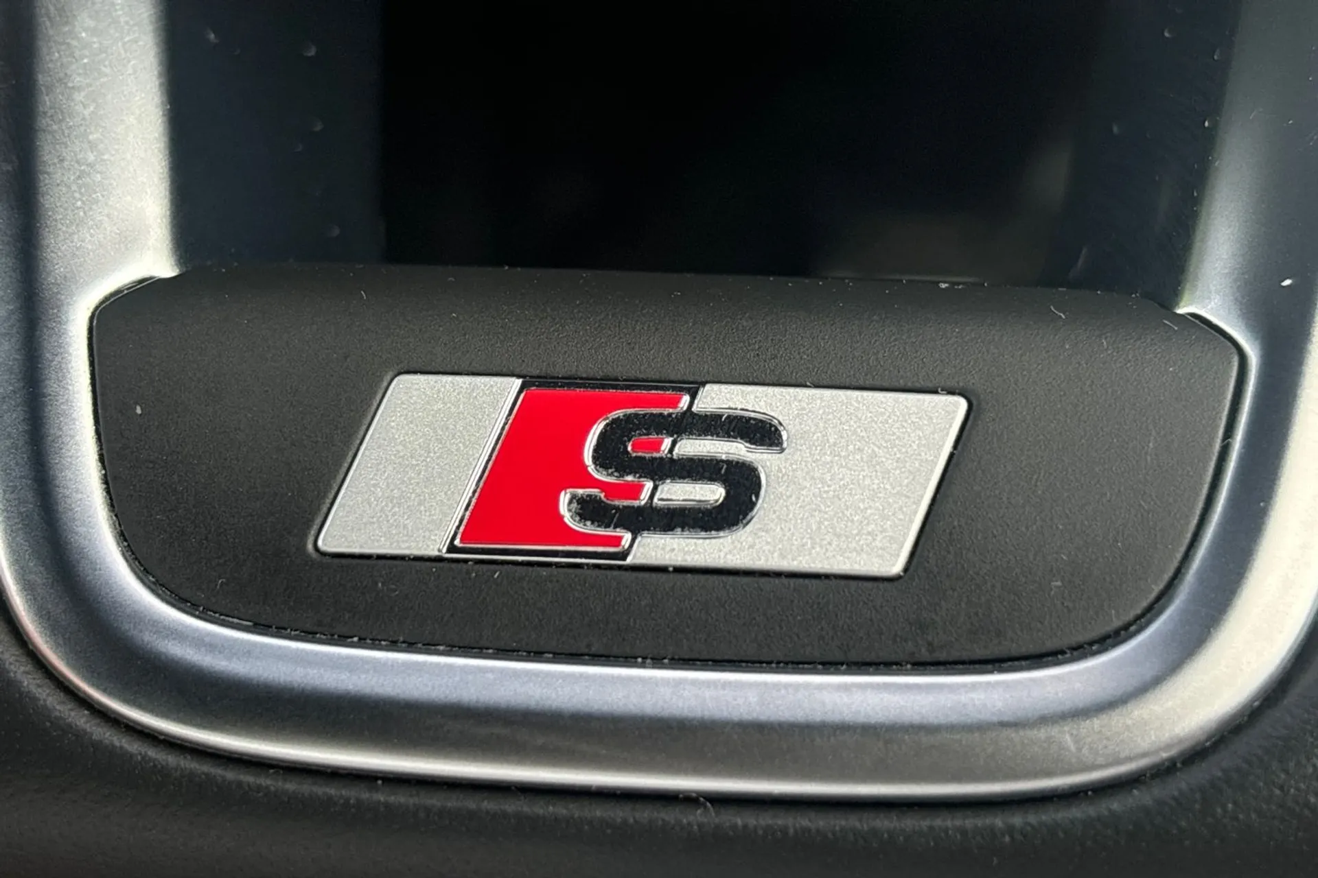 Audi TT thumbnail image number 49