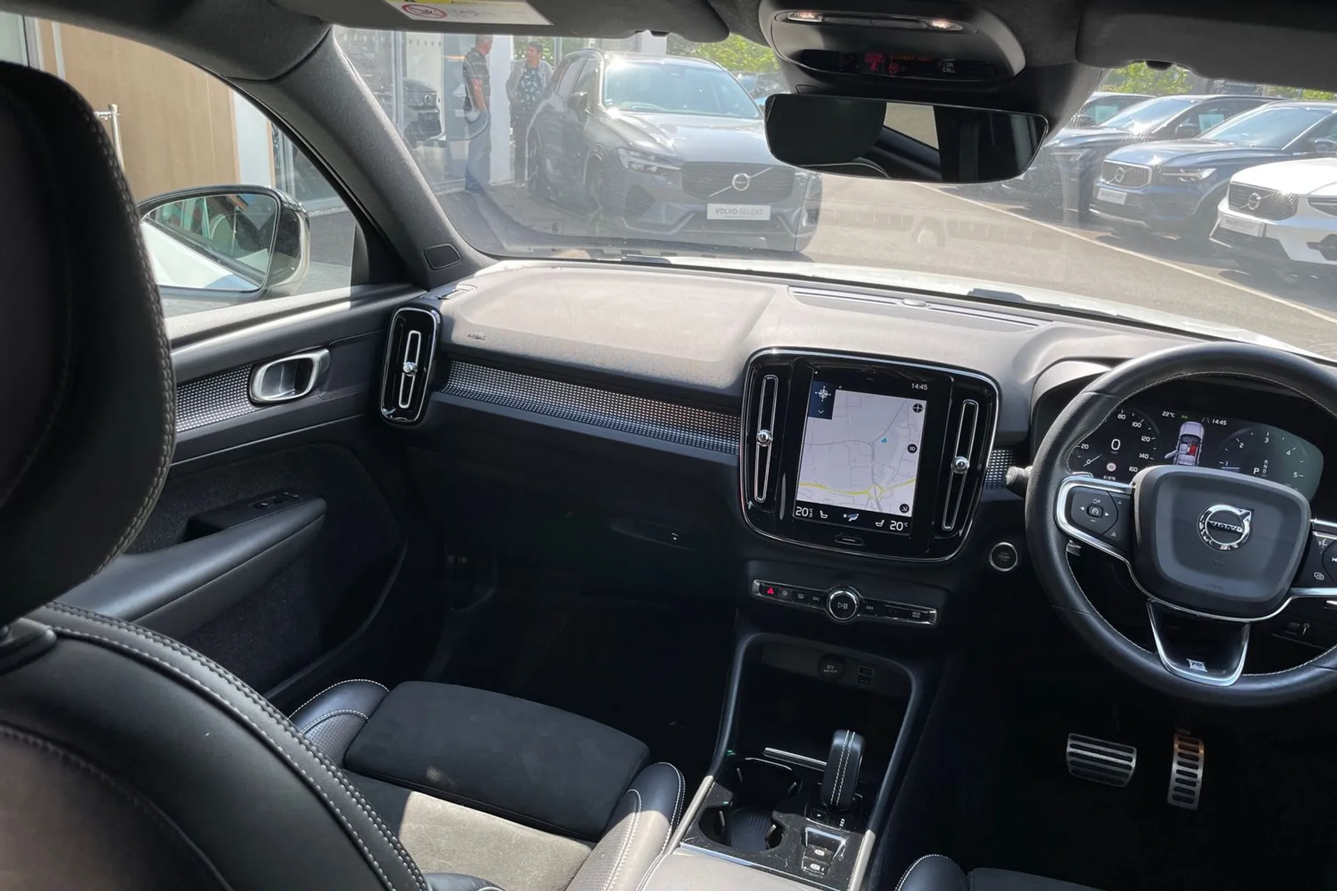 Volvo XC40 thumbnail image number 31