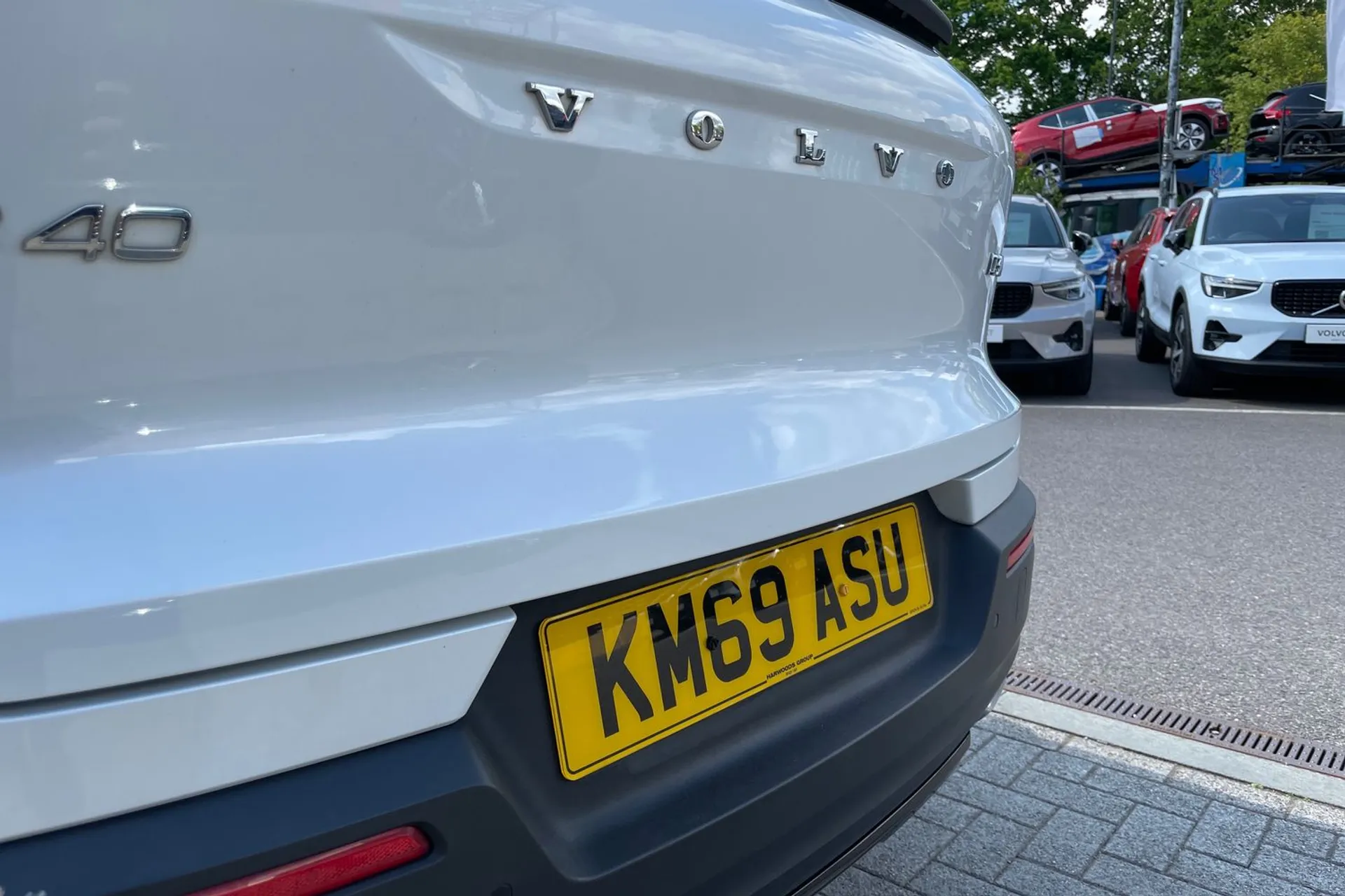 Volvo XC40 thumbnail image number 17
