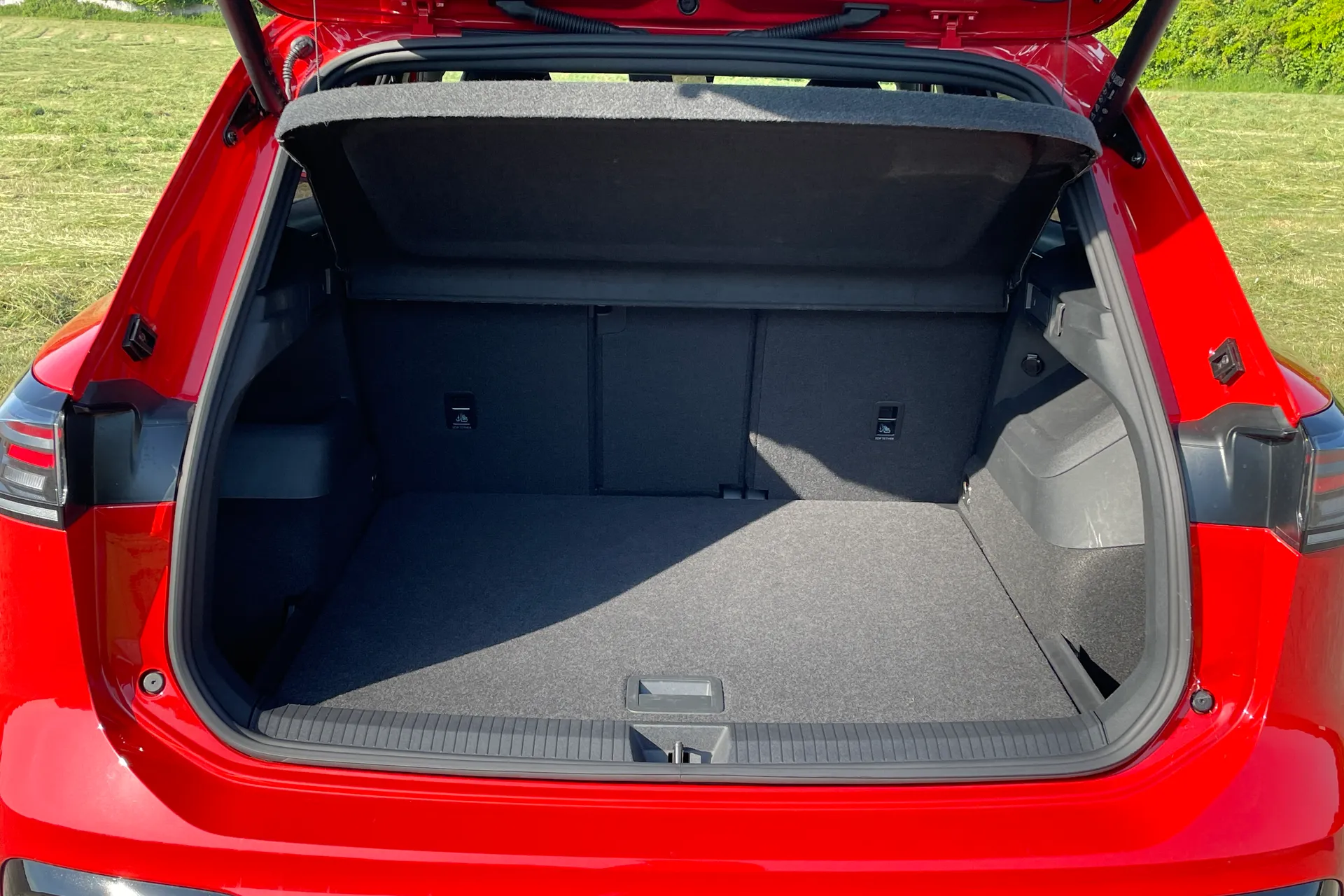 VOLKSWAGEN TIGUAN thumbnail image number 28
