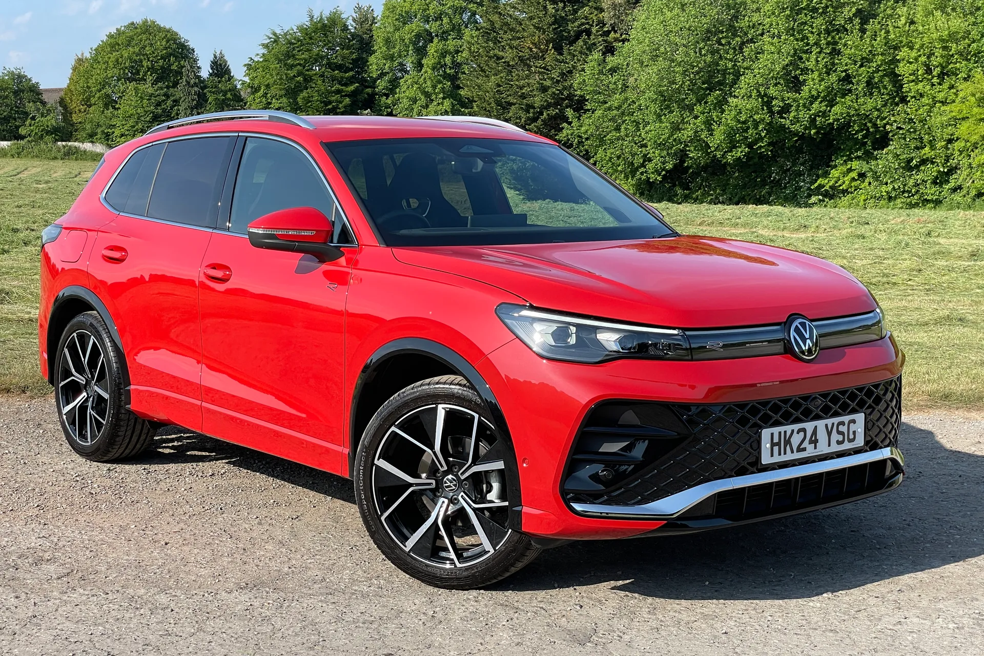 VOLKSWAGEN TIGUAN focused image