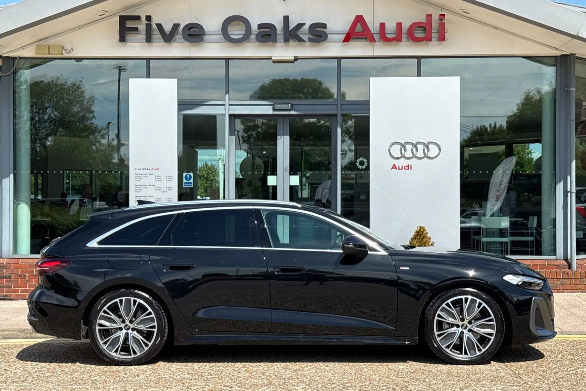 Audi A5 thumbnail image number 2