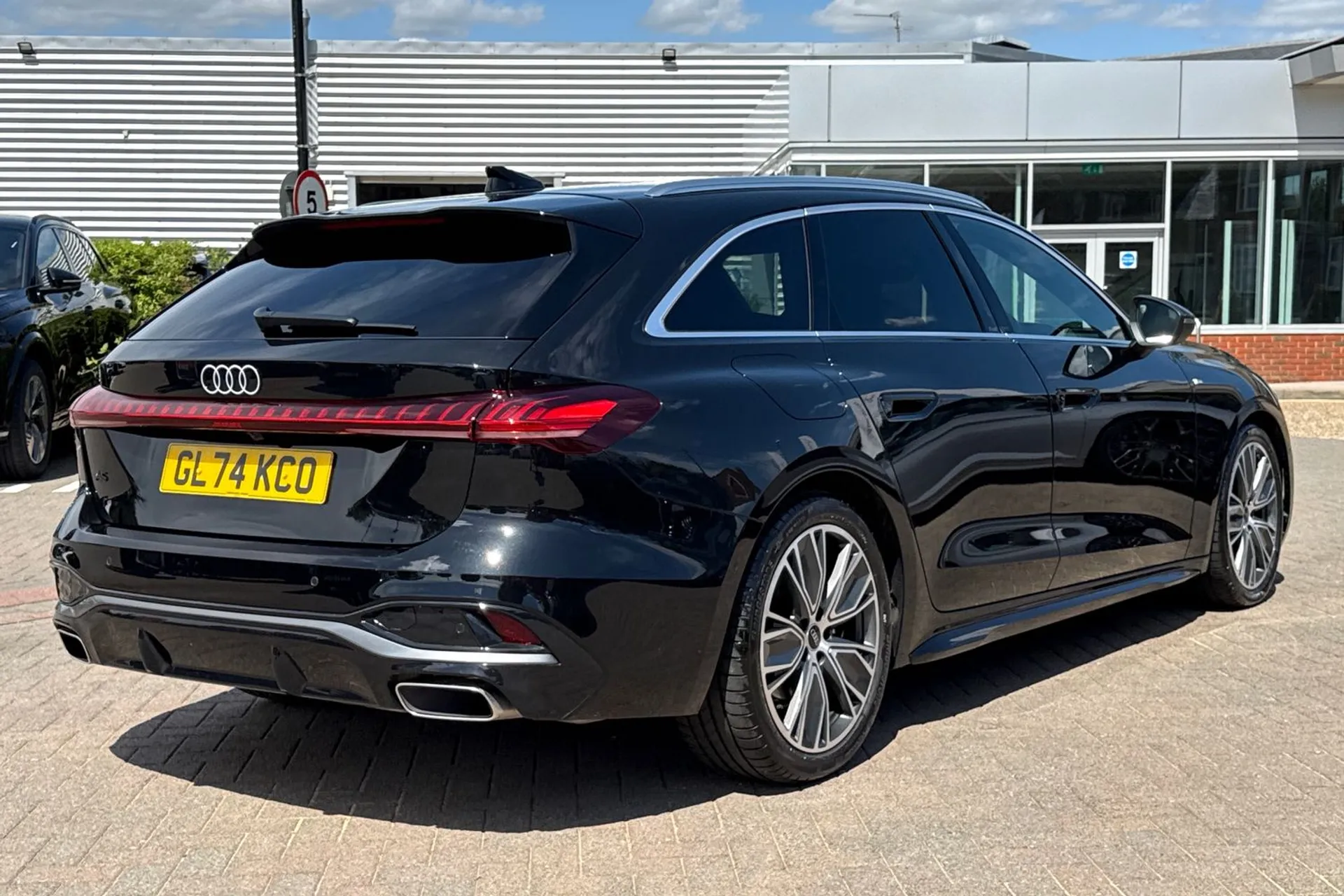 Audi A5 thumbnail image number 4