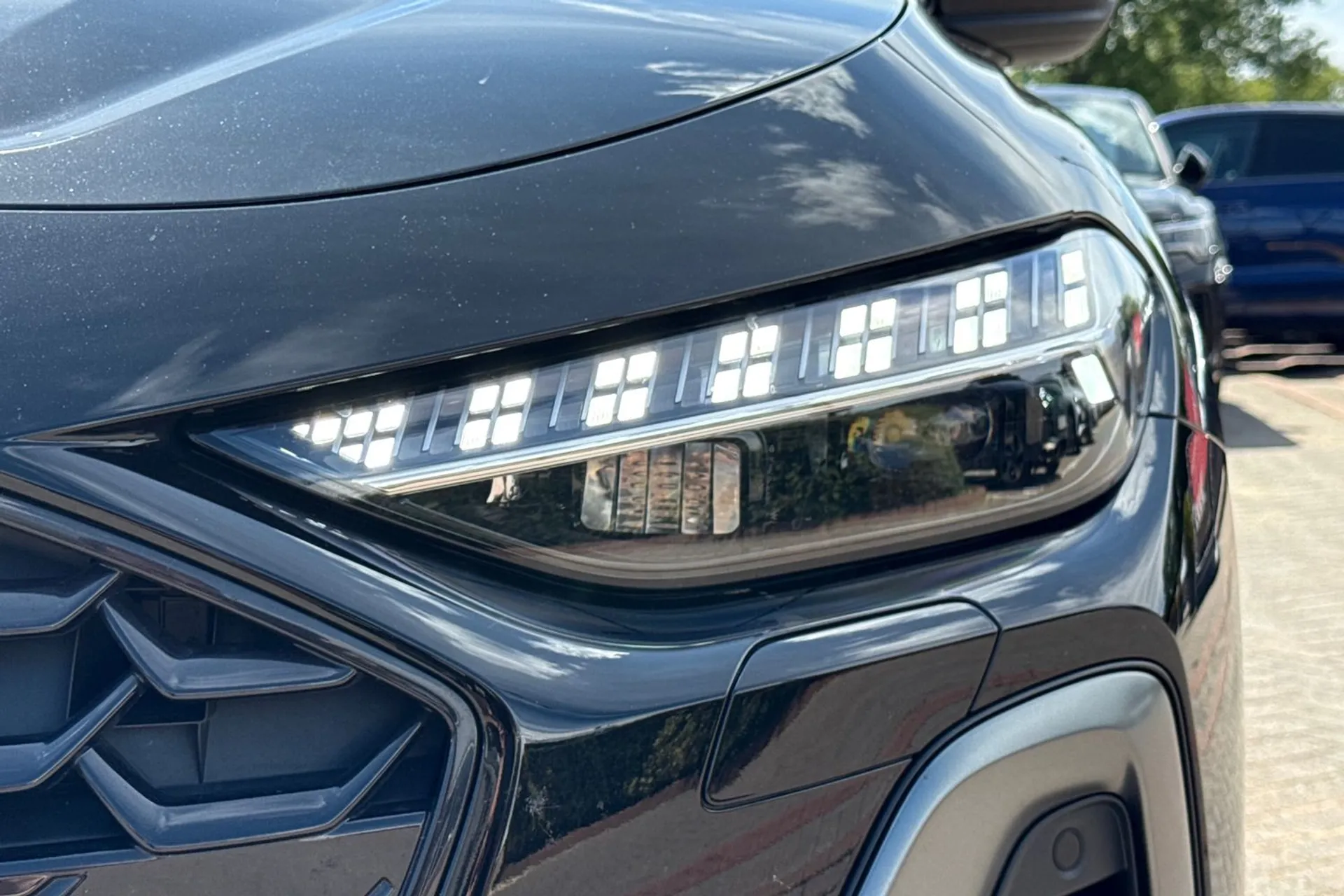 Audi A5 thumbnail image number 44