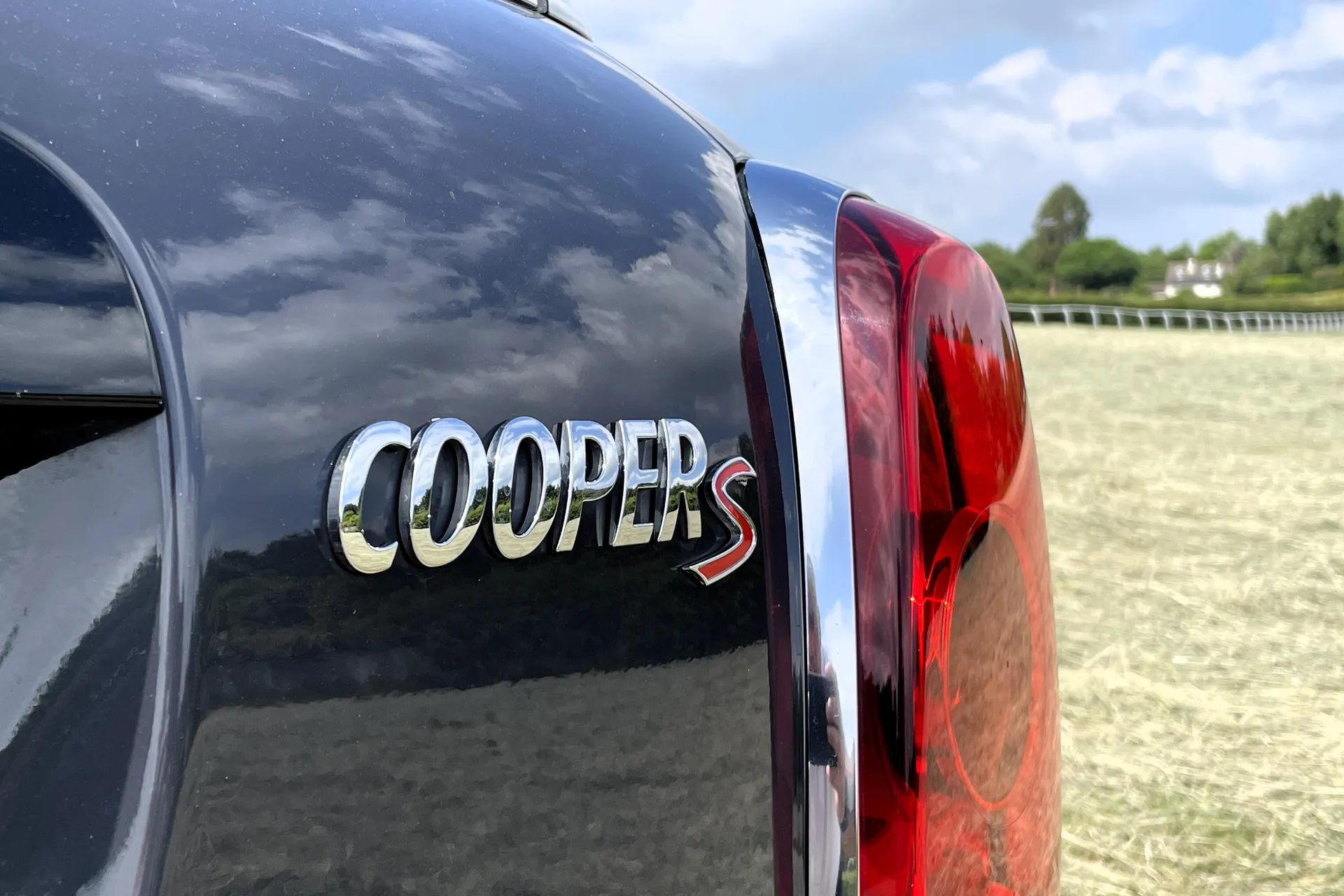 MINI COUNTRYMAN thumbnail image number 13