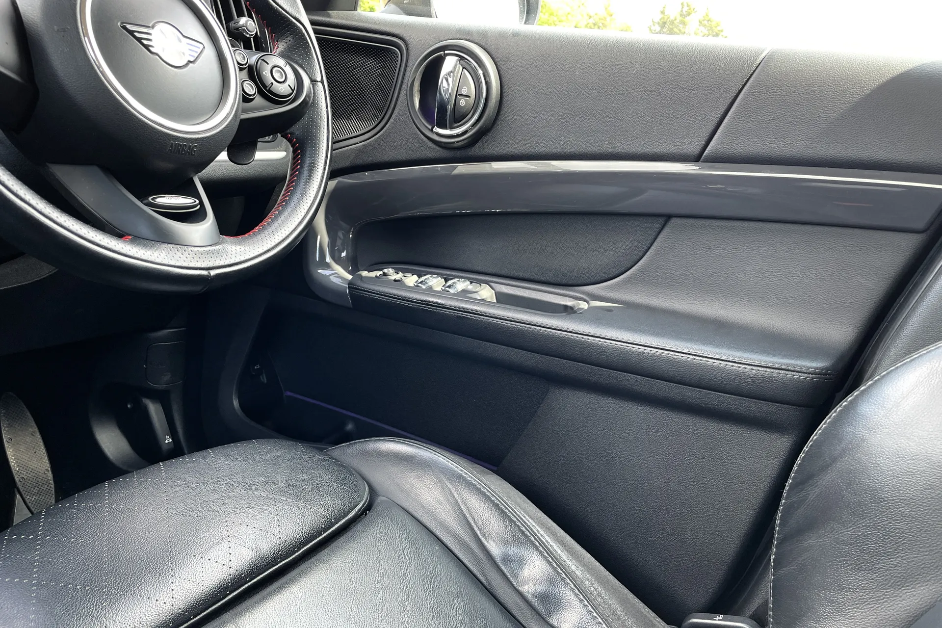 MINI COUNTRYMAN thumbnail image number 39