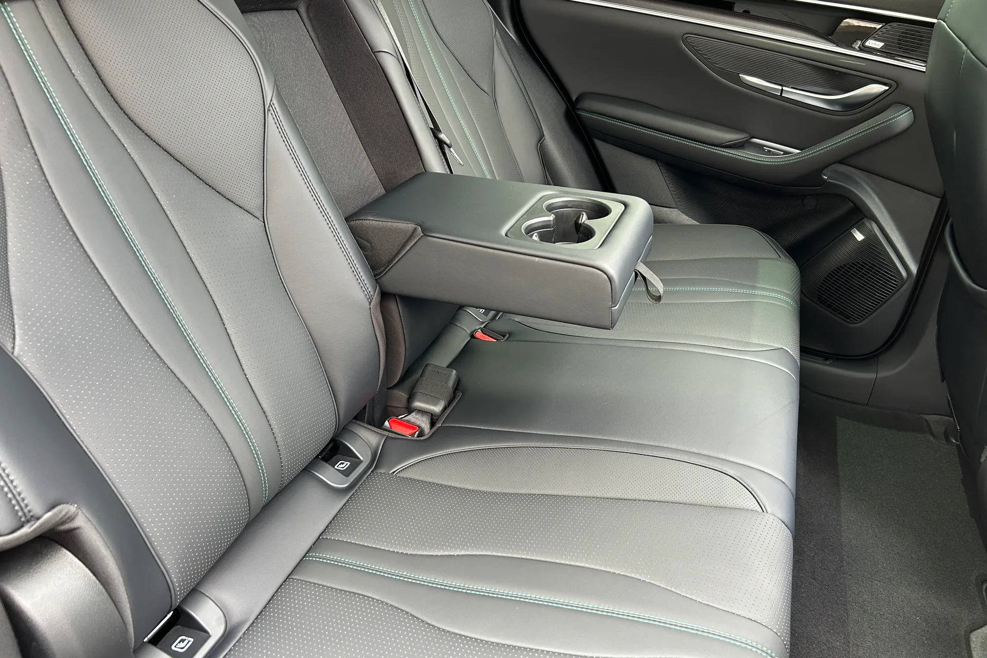 BYD SEAL U thumbnail image number 24