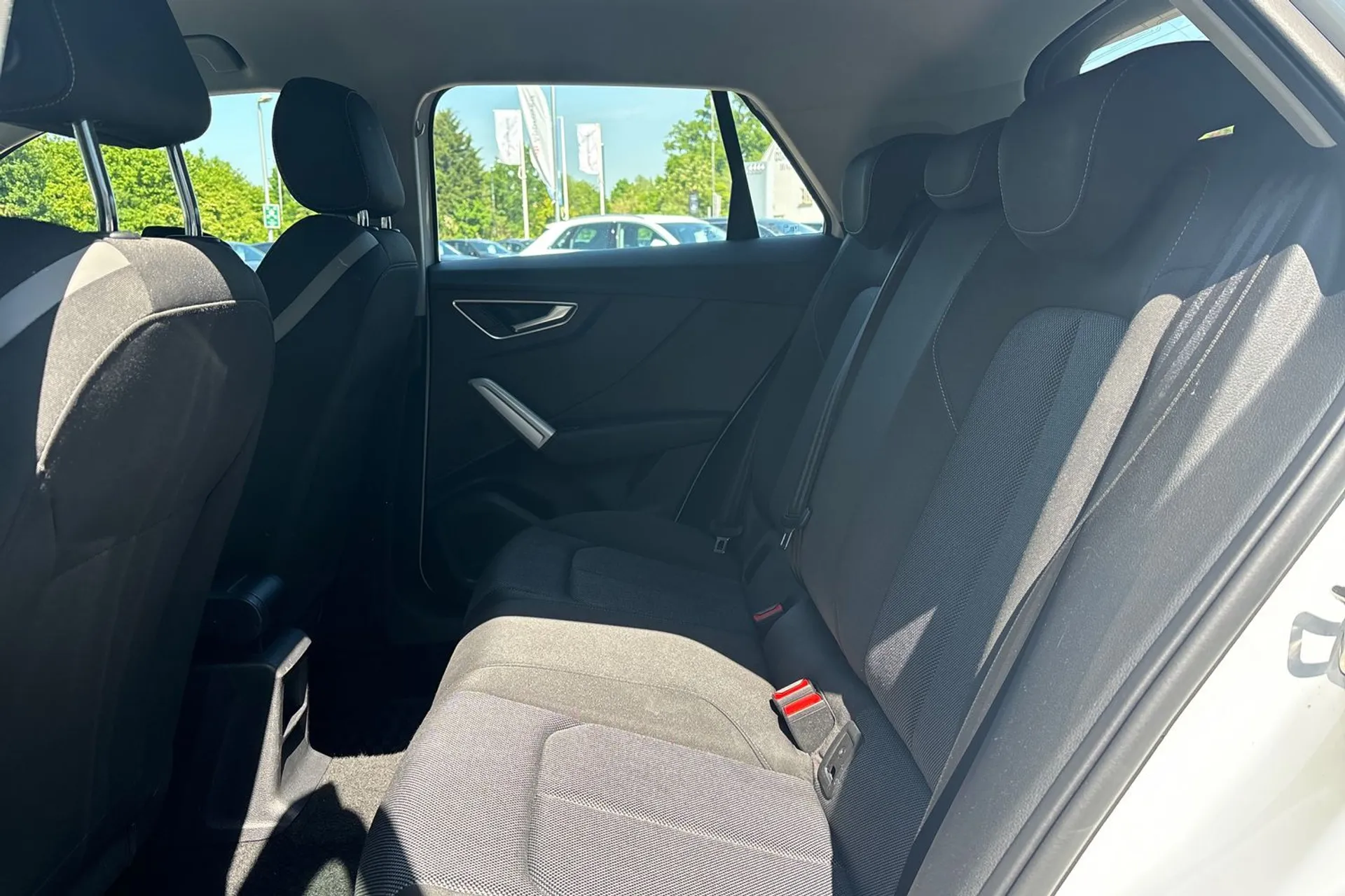Audi Q2 thumbnail image number 29