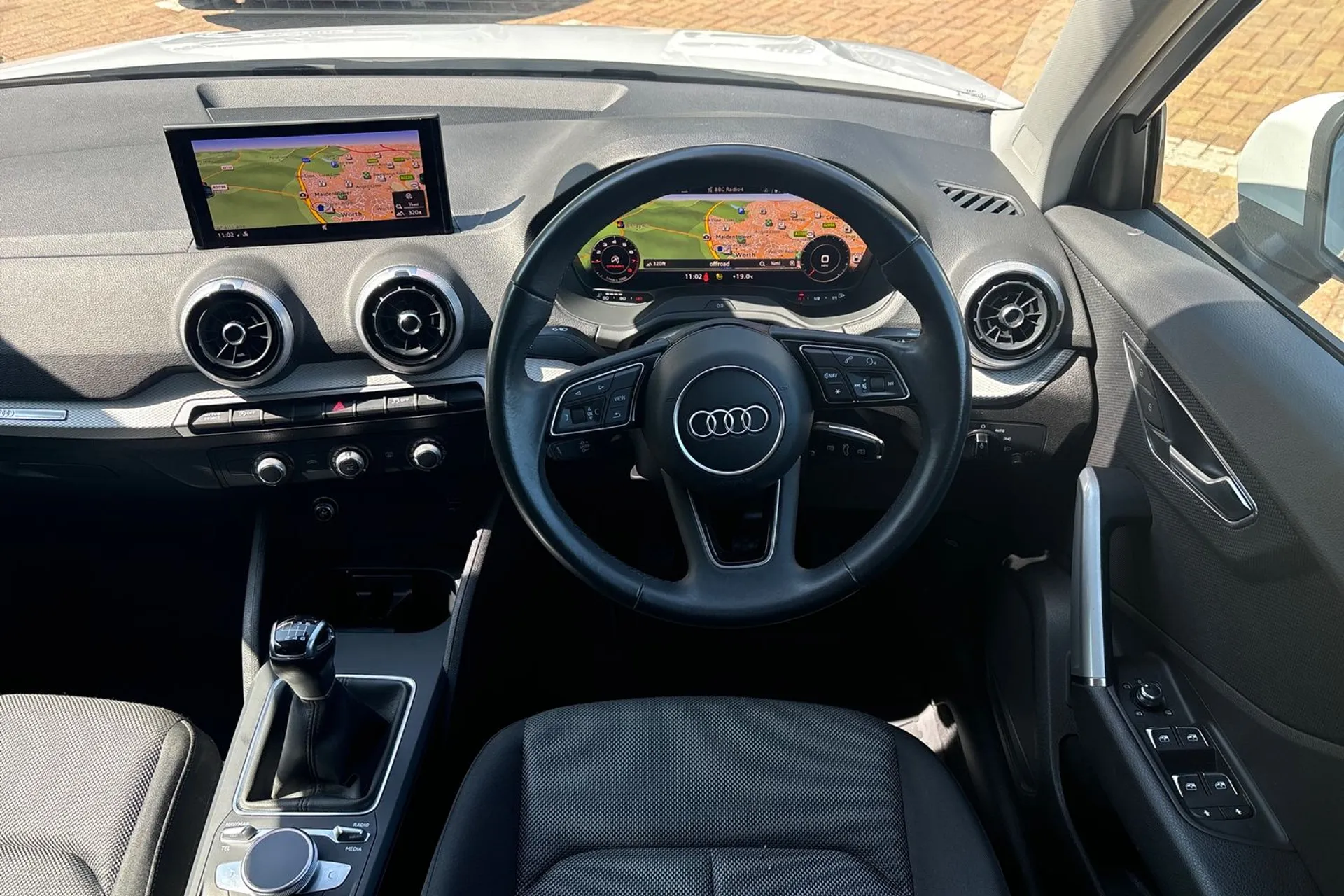 Audi Q2 thumbnail image number 34