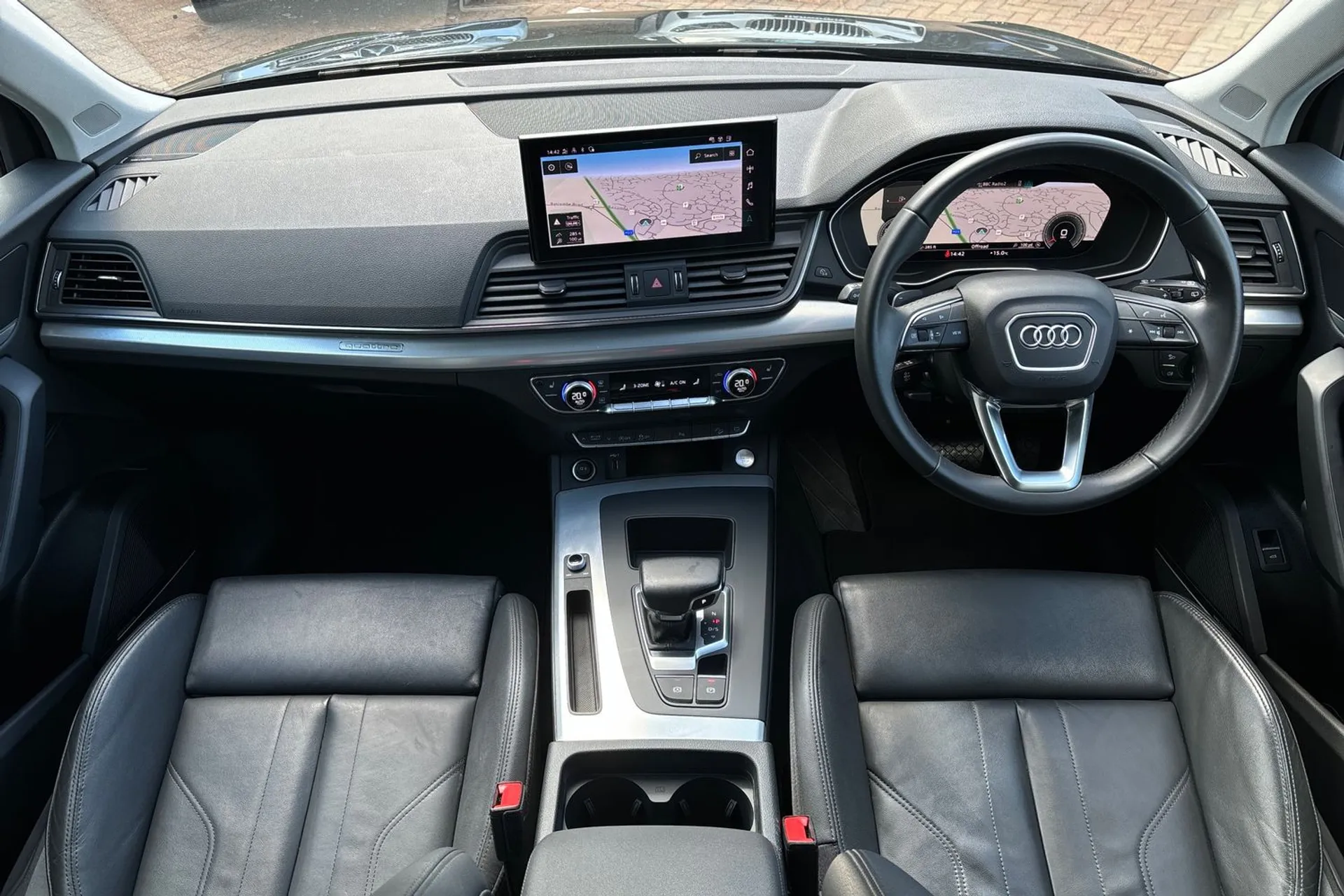 Audi Q5 thumbnail image number 32