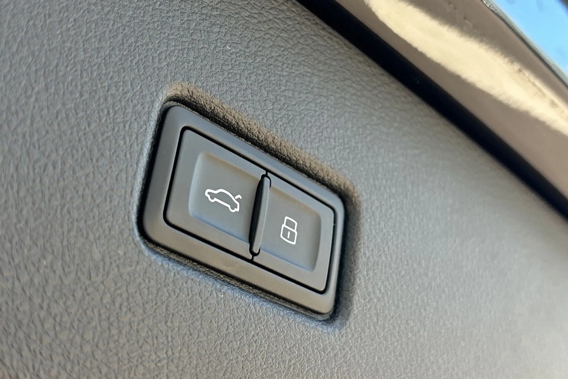 Audi Q5 thumbnail image number 20