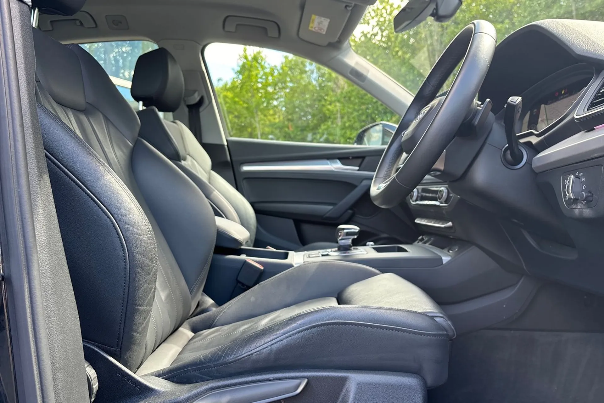 Audi Q5 thumbnail image number 25